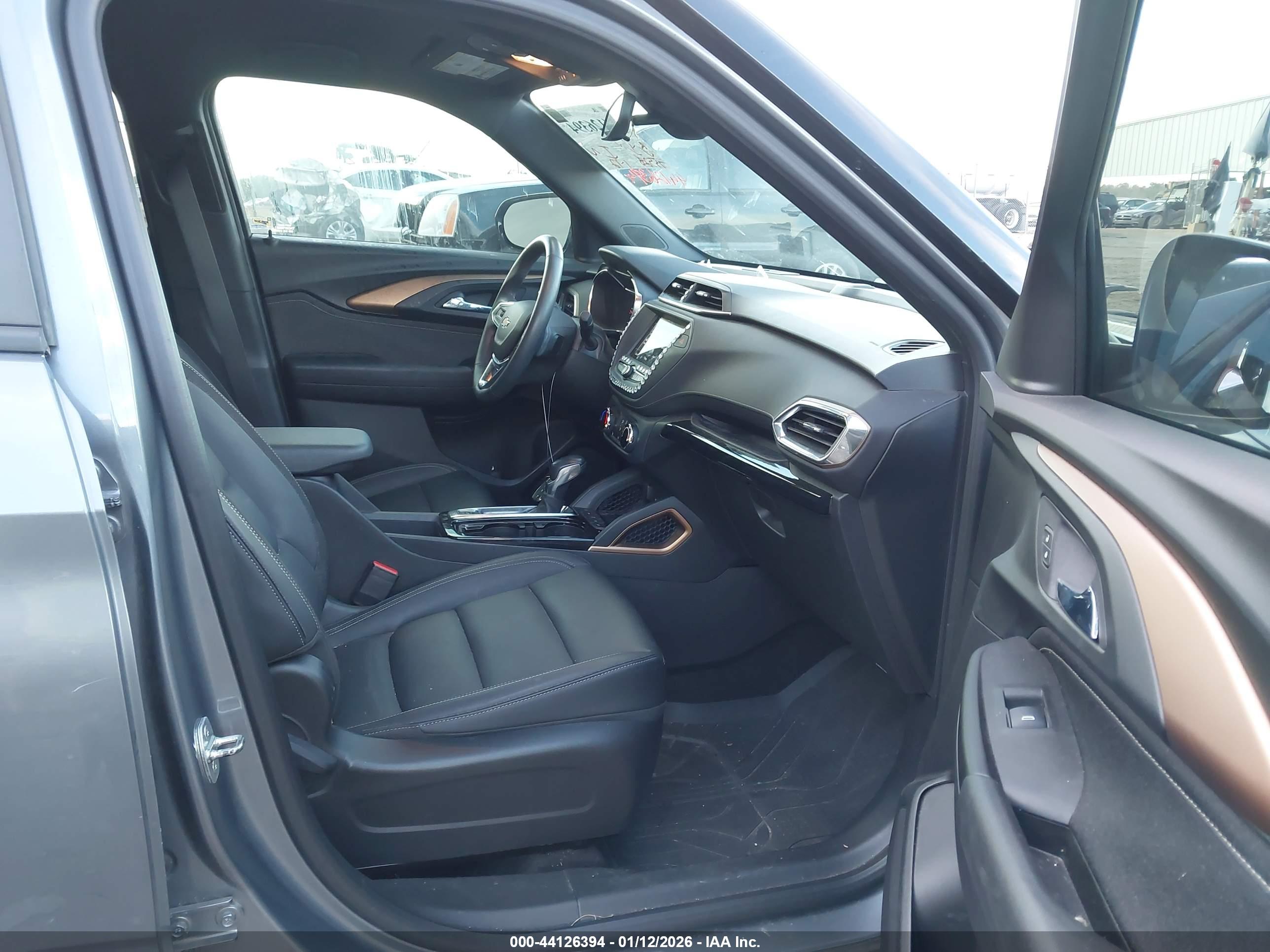 CHEVROLET TRAILBLAZER image 5