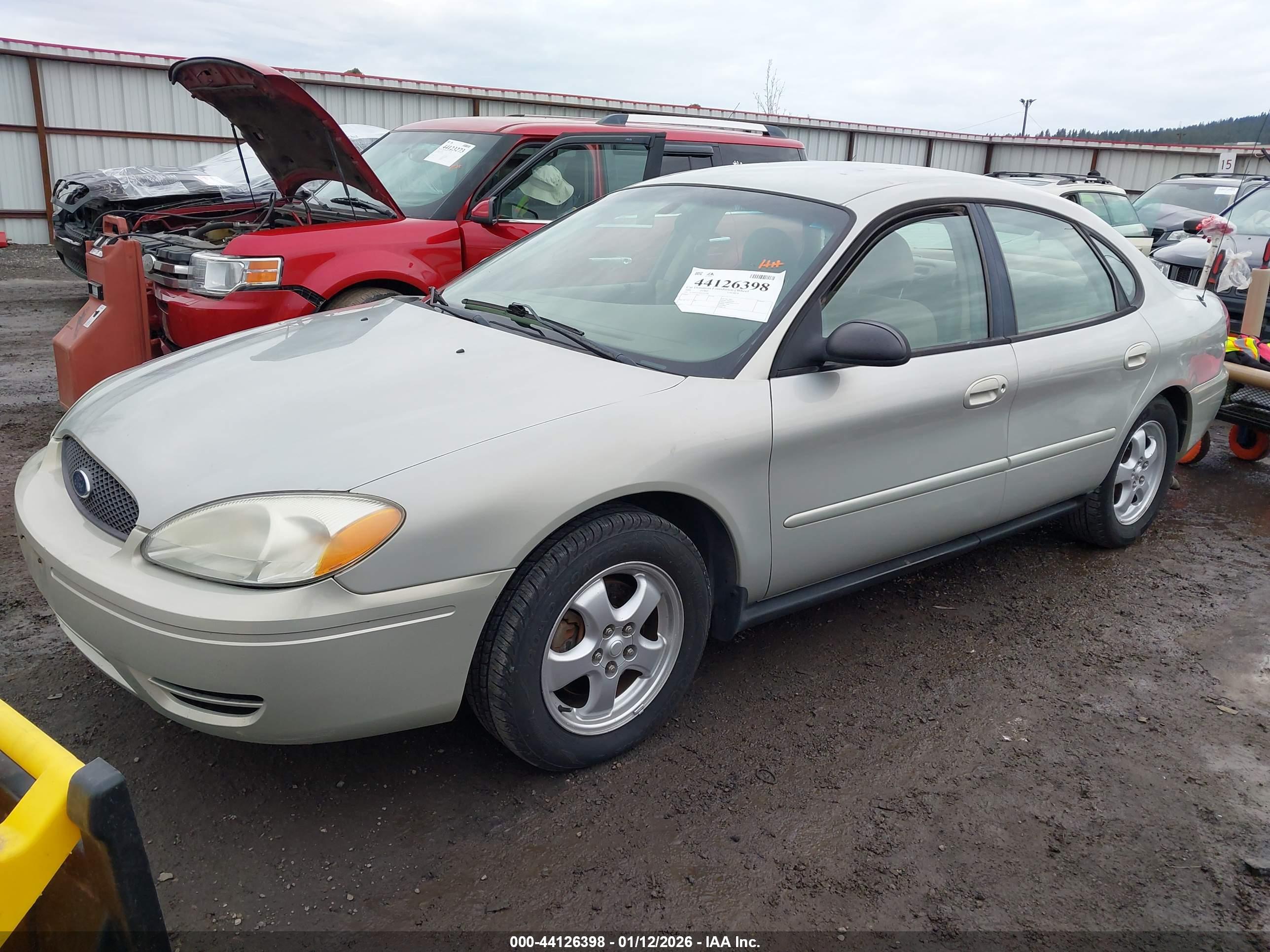 FORD TAURUS image 2