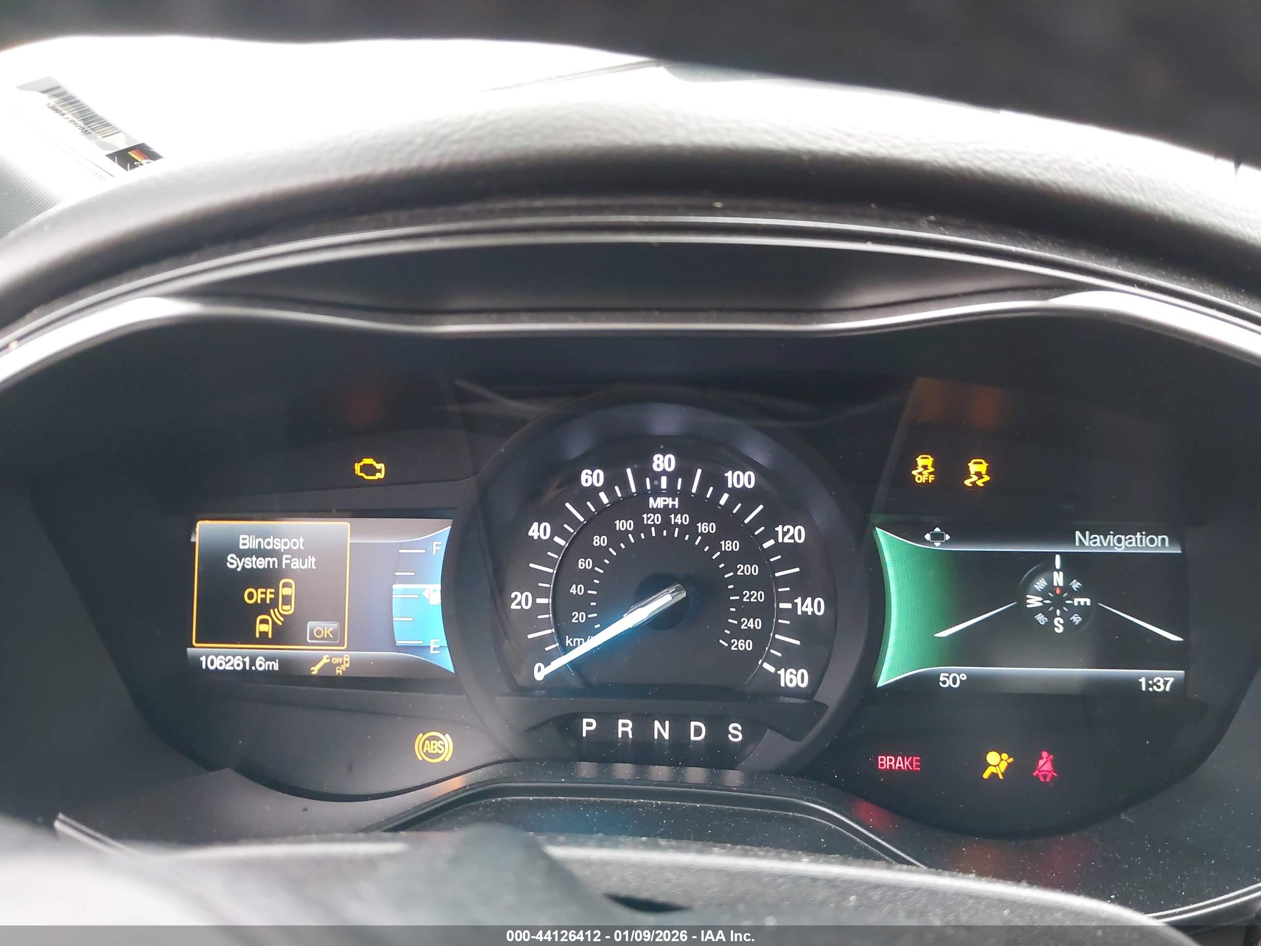 FORD FUSION image 7