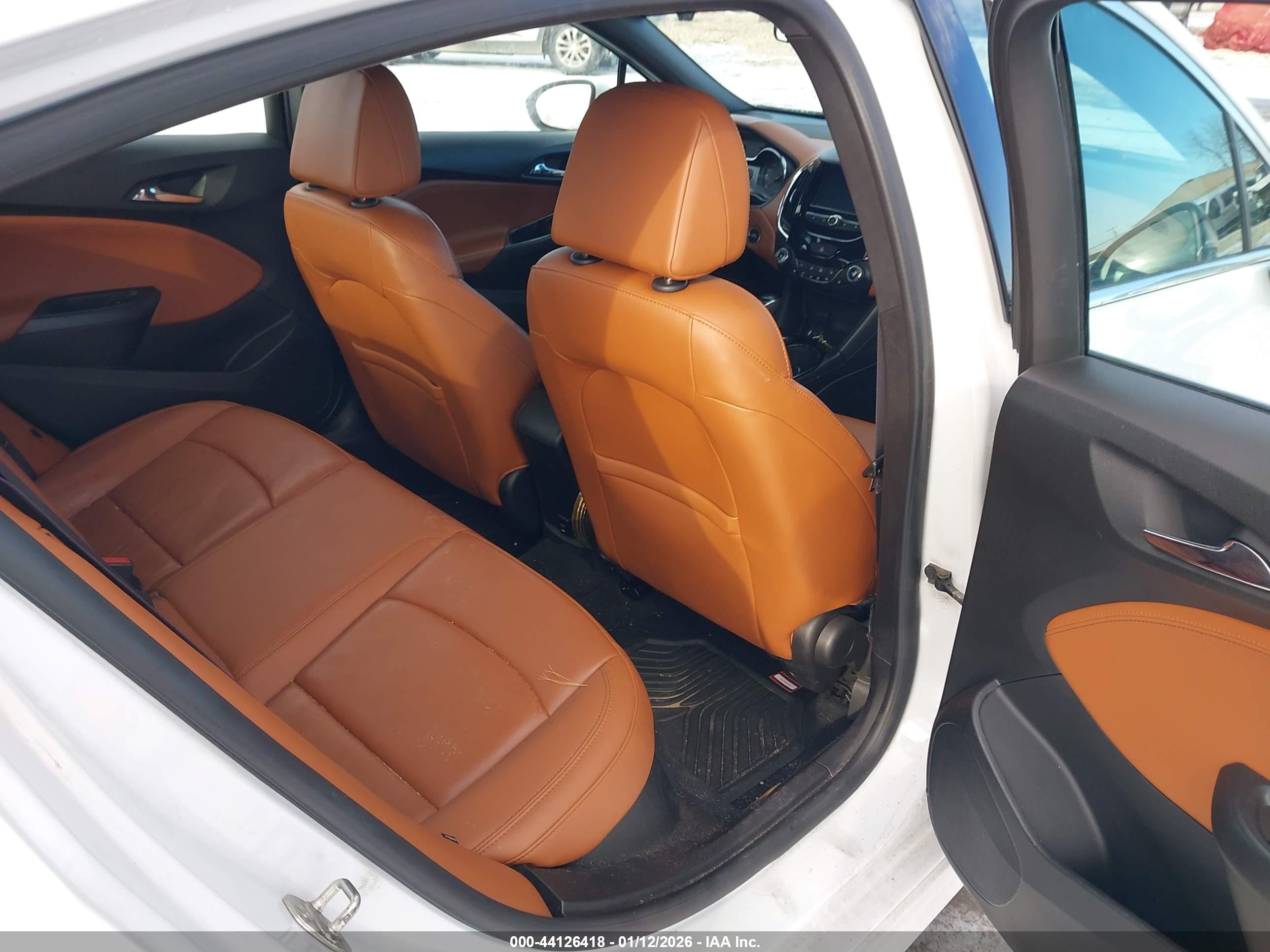 CHEVROLET CRUZE image 8