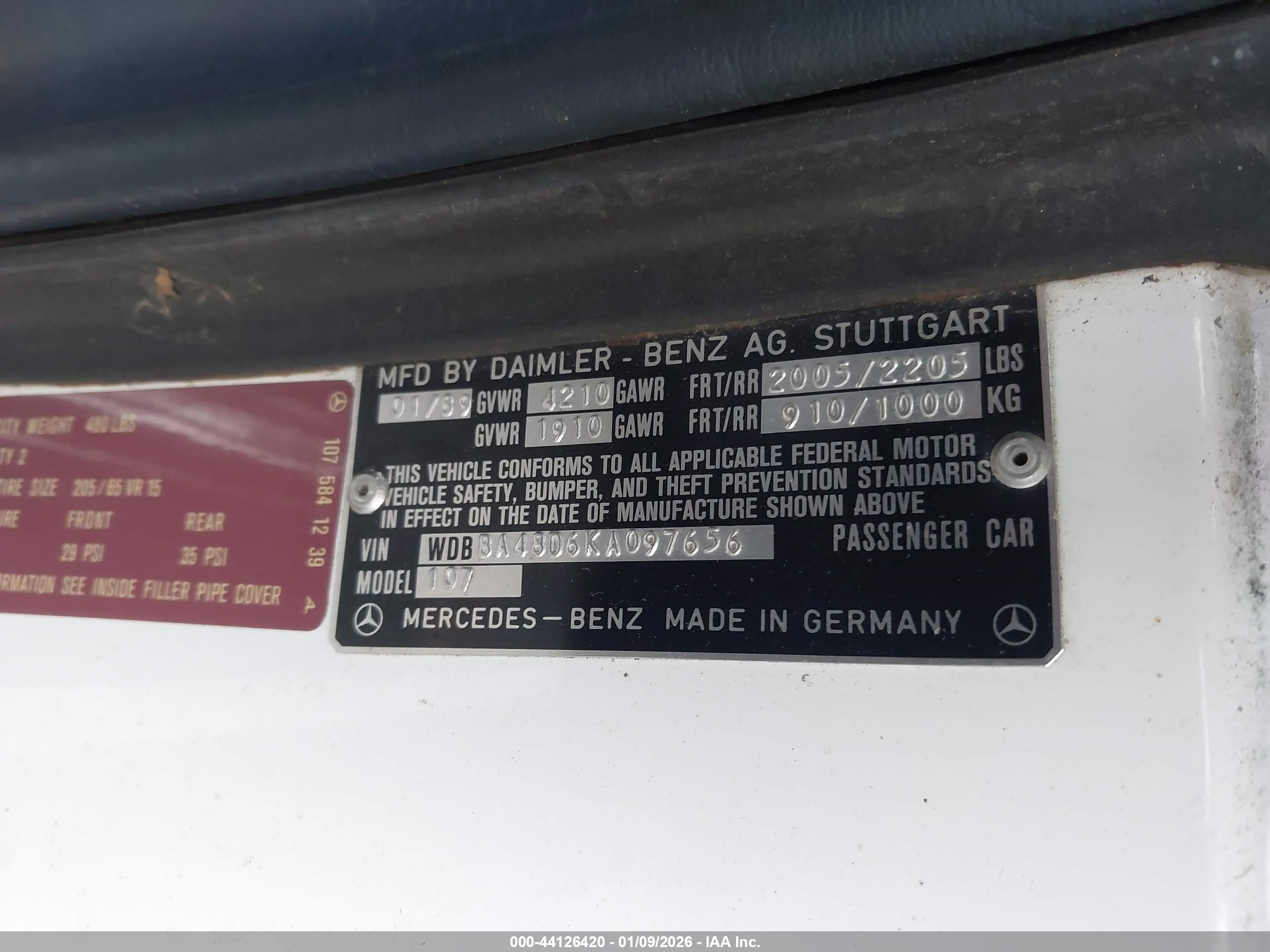 MERCEDES-BENZ 560 image 9