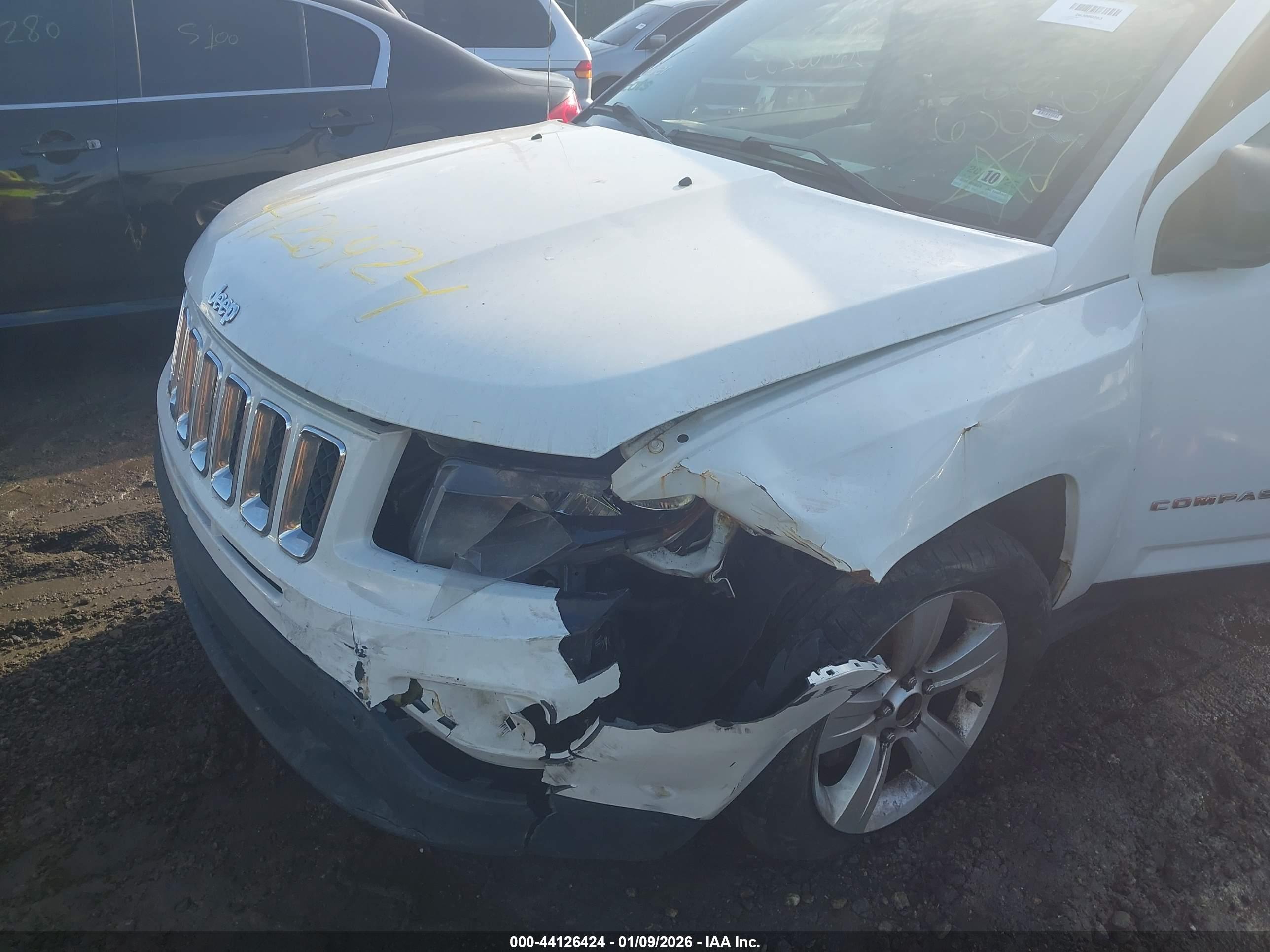 JEEP COMPASS image 6