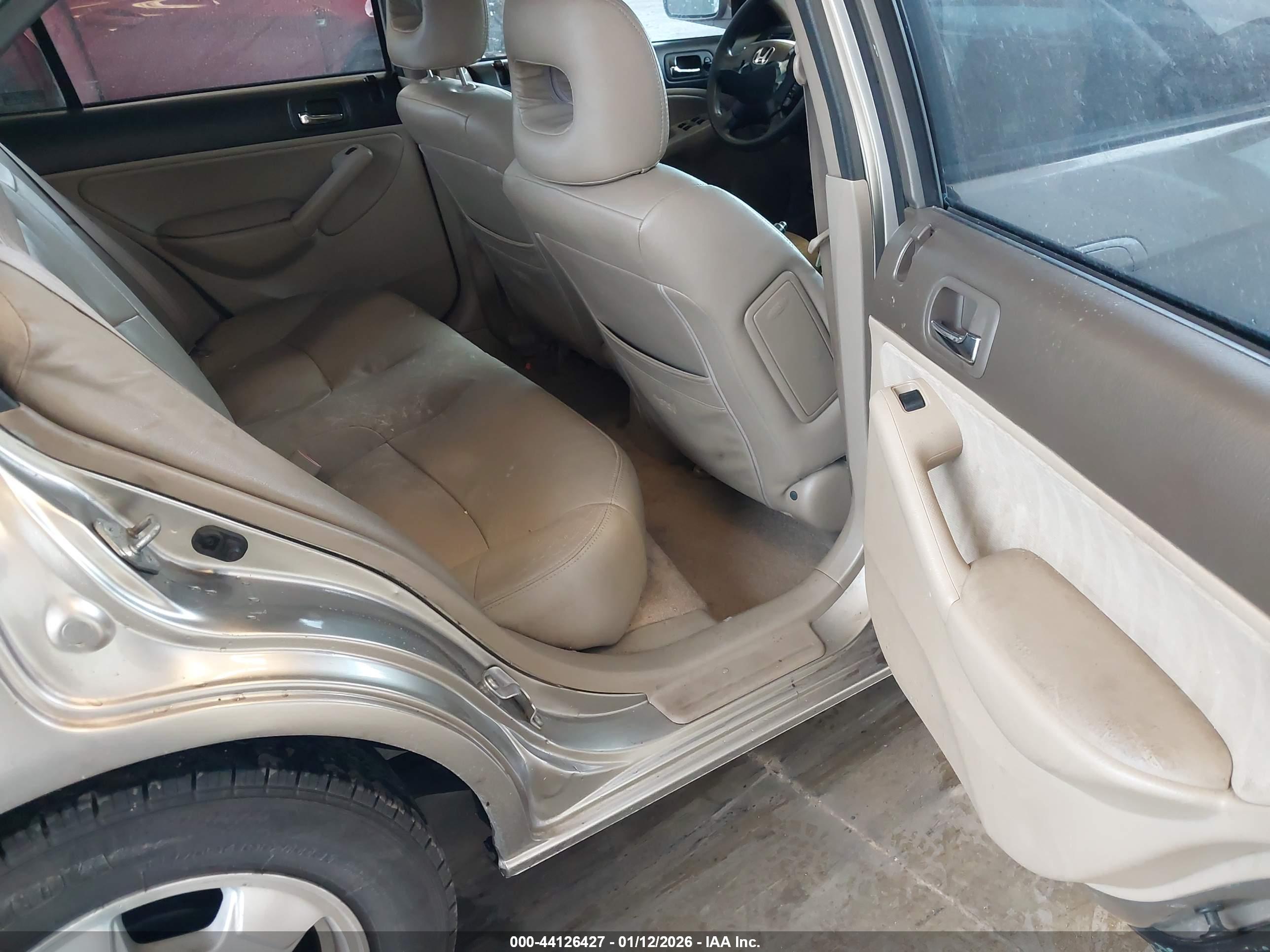 HONDA CIVIC image 8