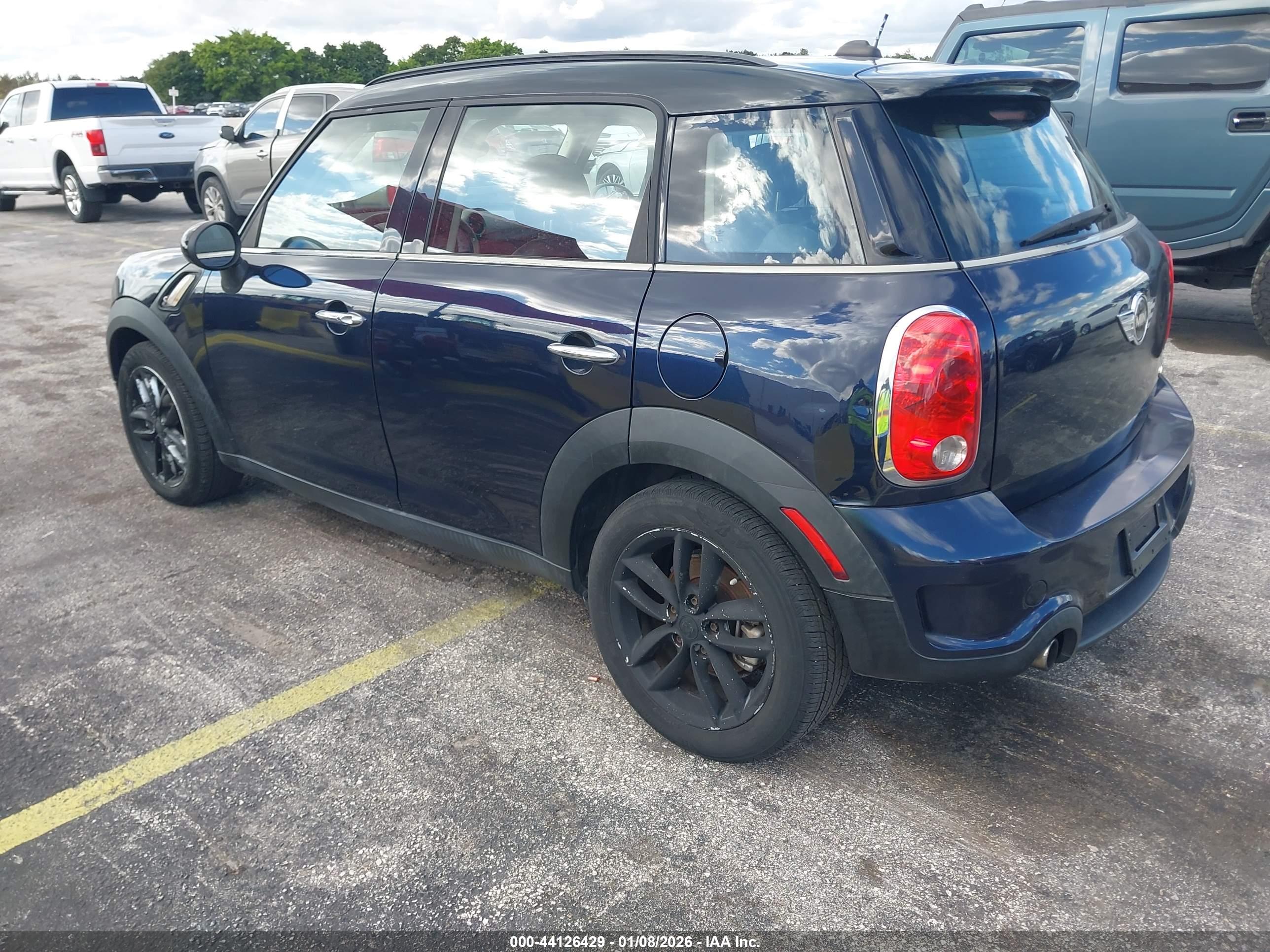 MINI COOPER image 3