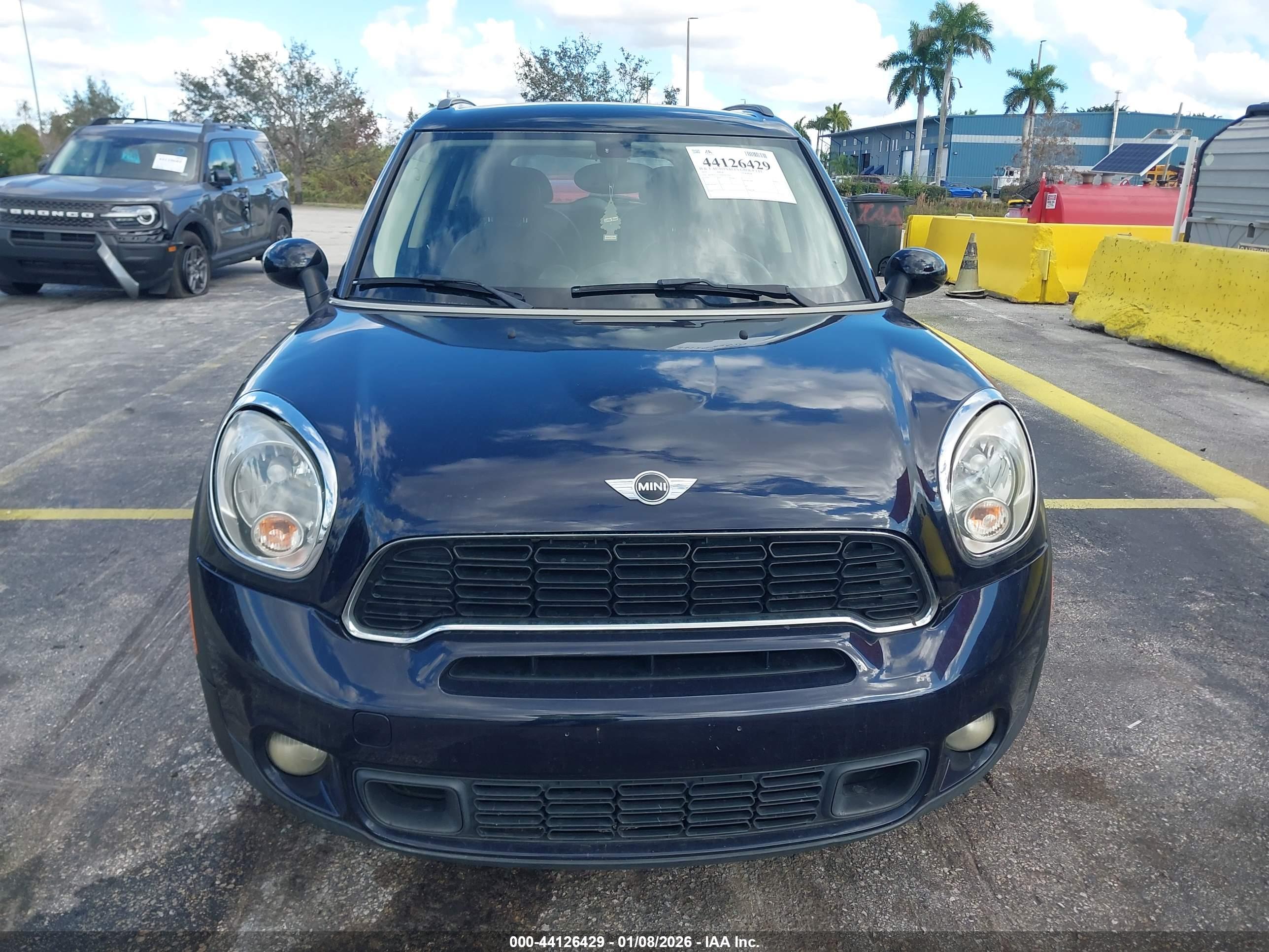 MINI COOPER image 6