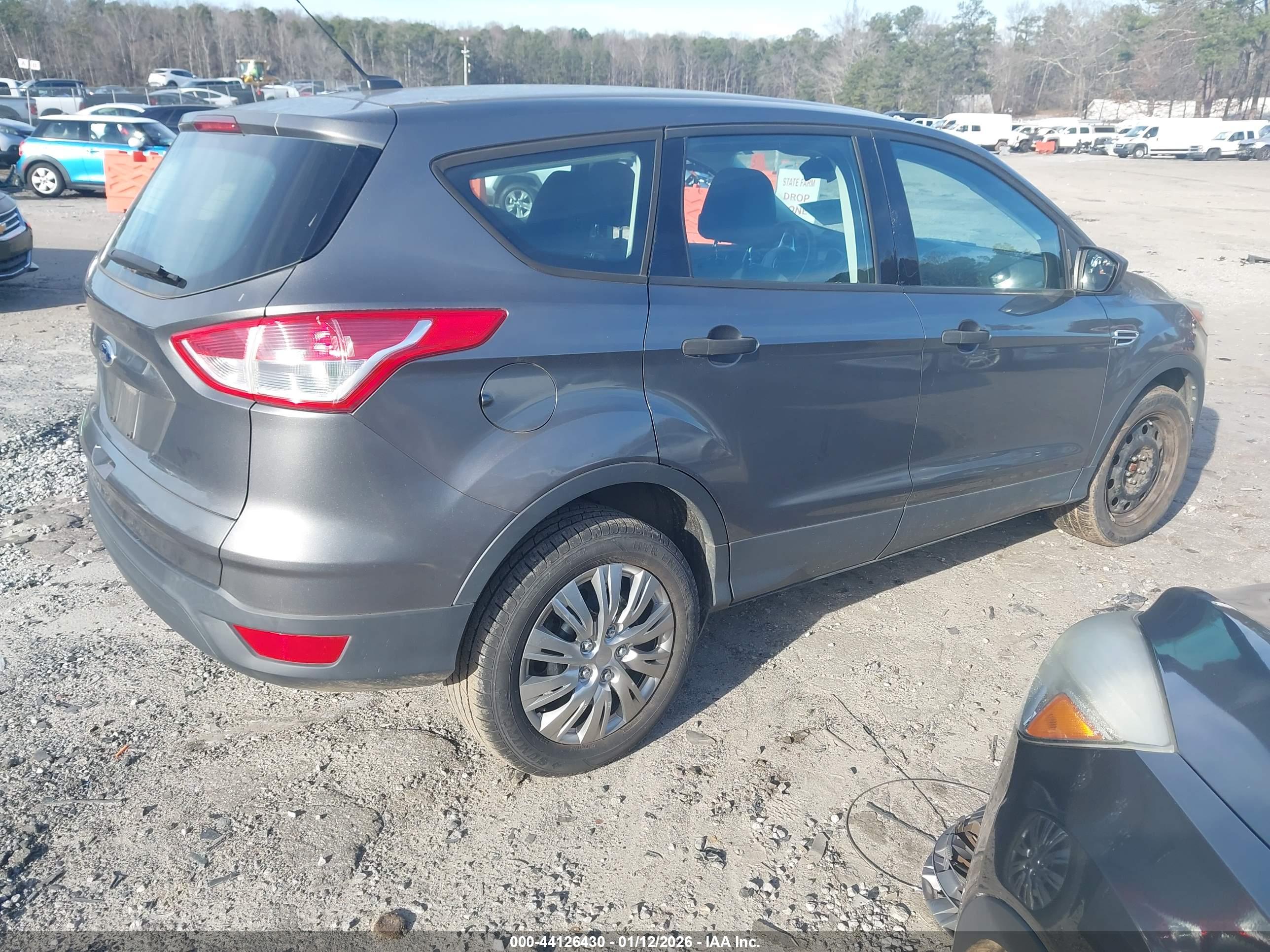 FORD ESCAPE image 4