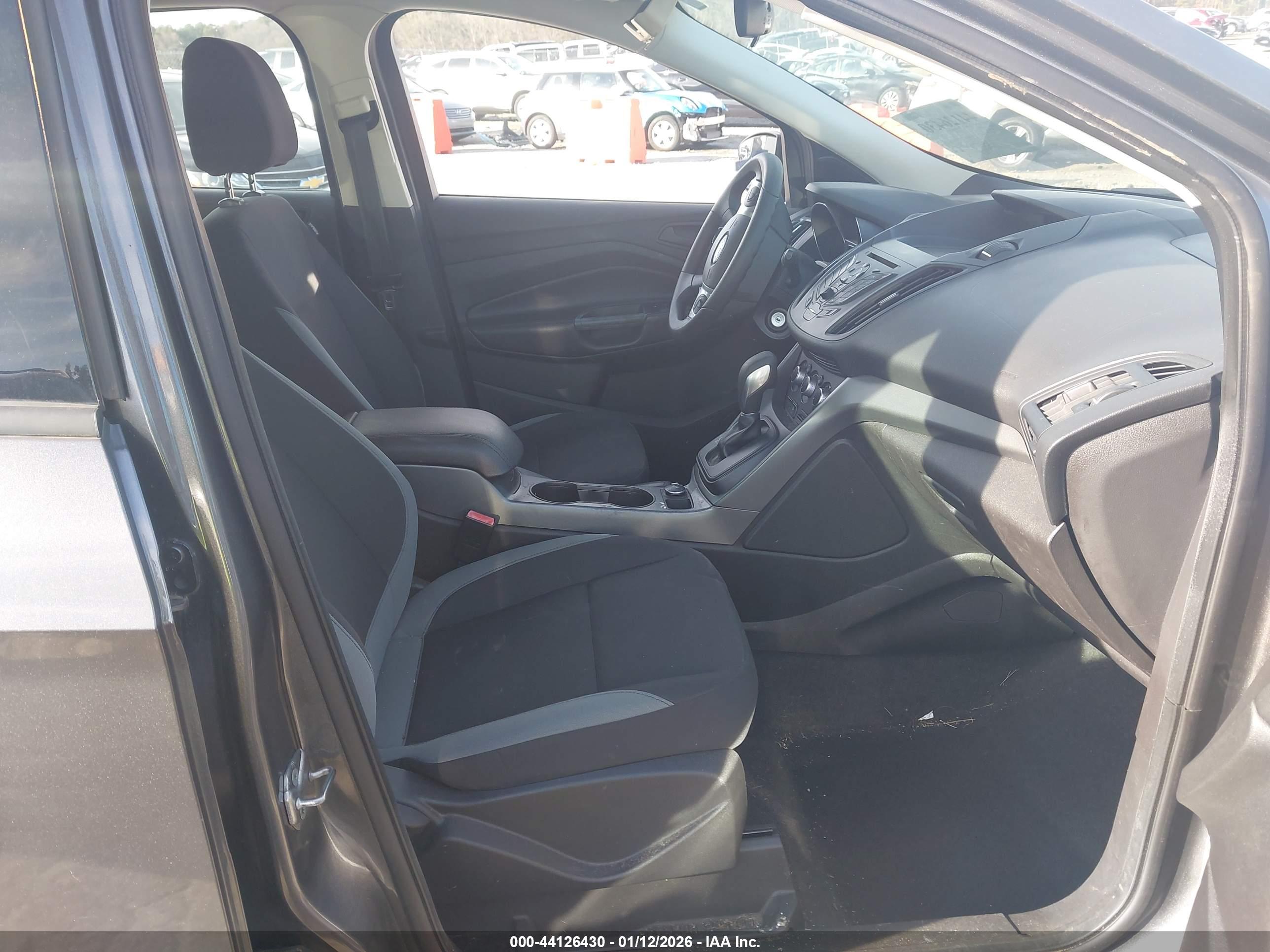 FORD ESCAPE image 5