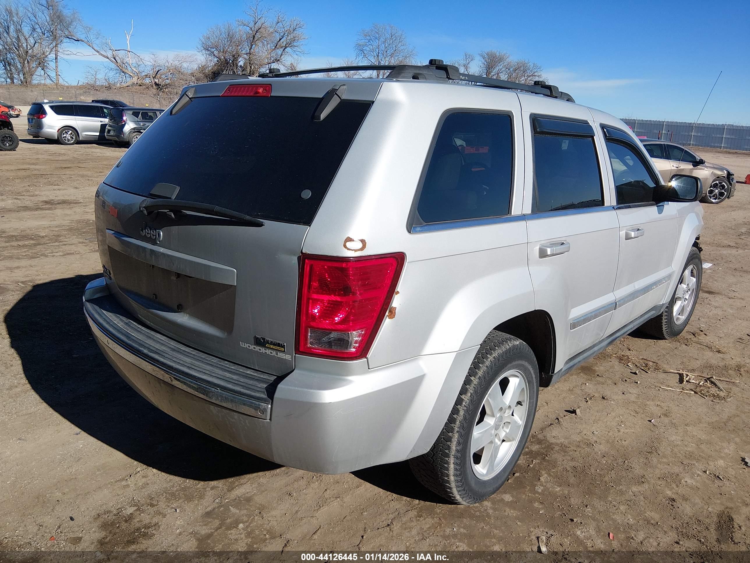 JEEP GRAND image 4