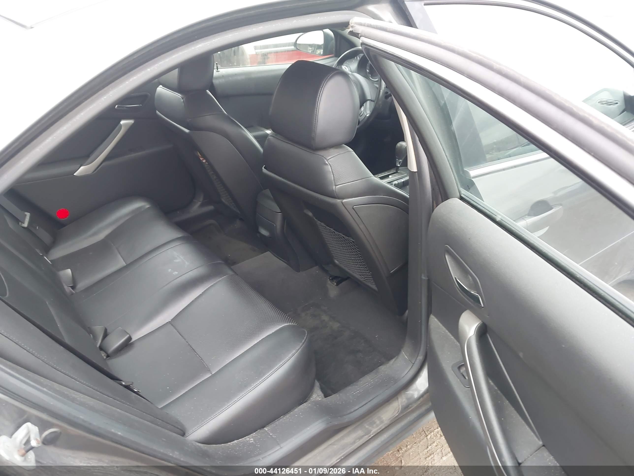 PONTIAC G6 image 8