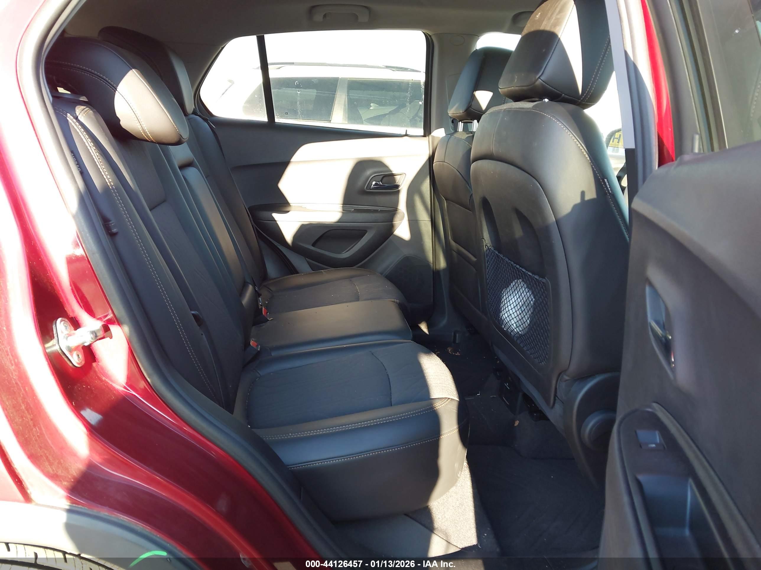 CHEVROLET TRAX image 8
