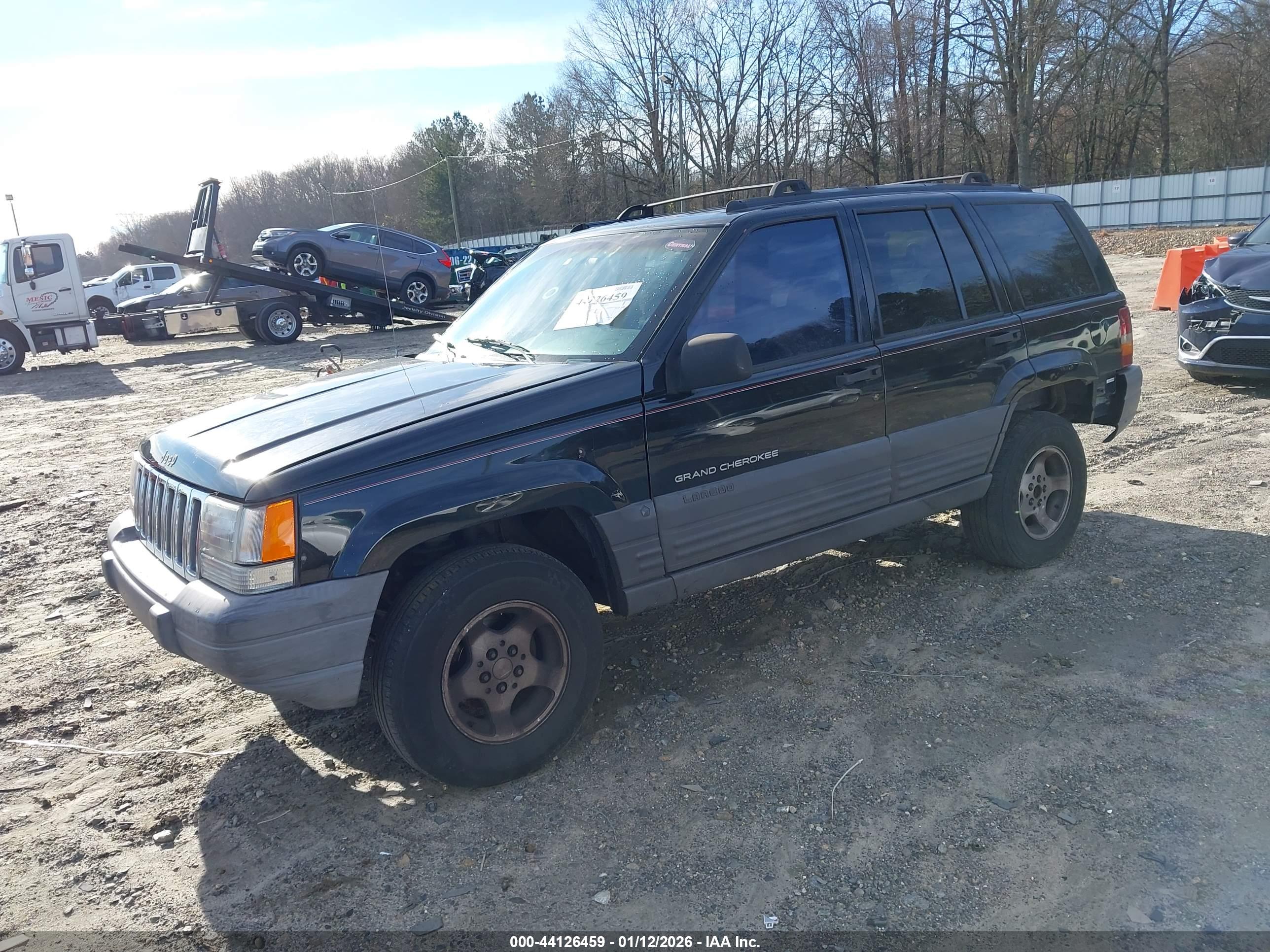 JEEP GRAND image 2
