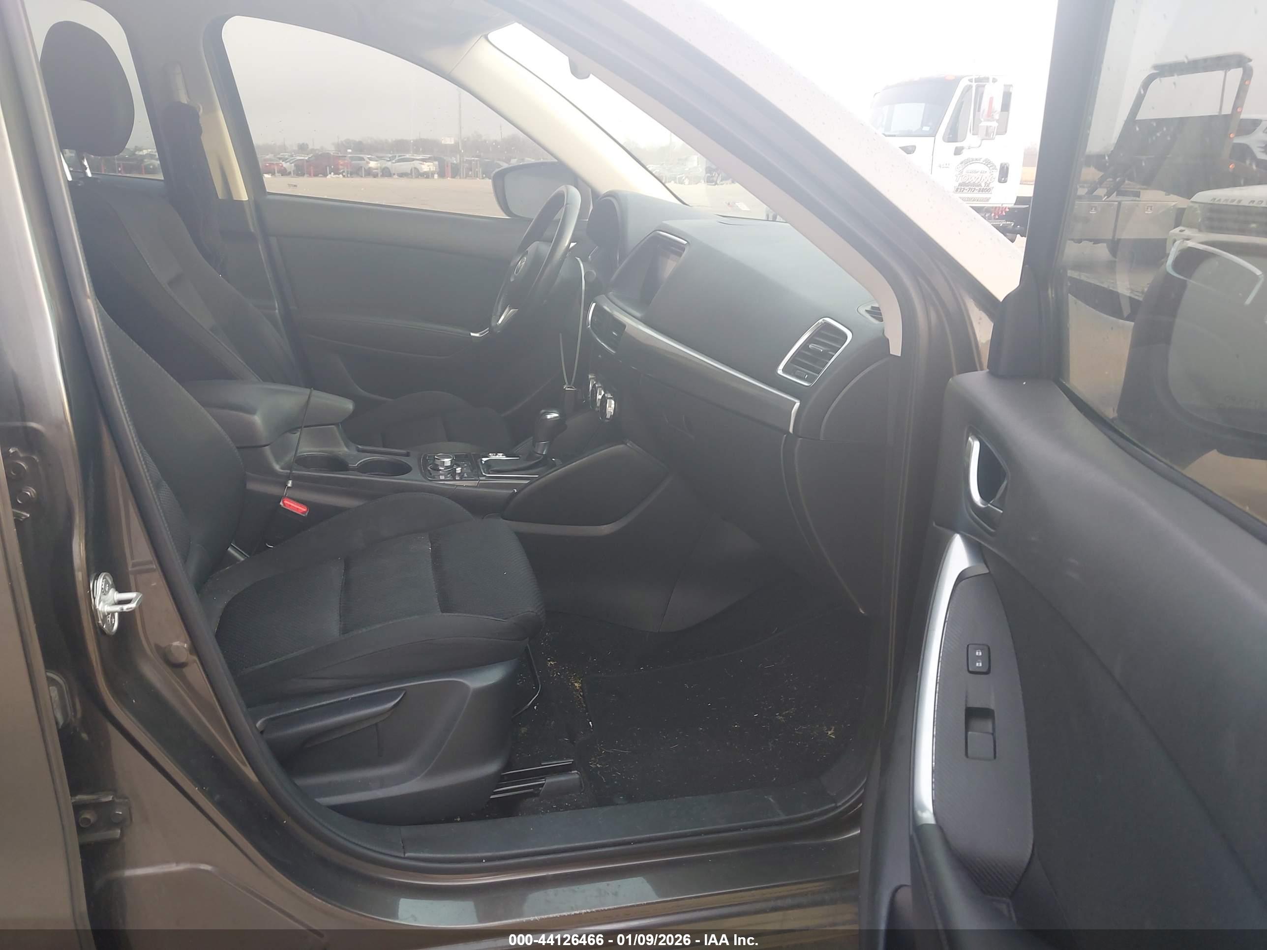 MAZDA CX-5 image 5