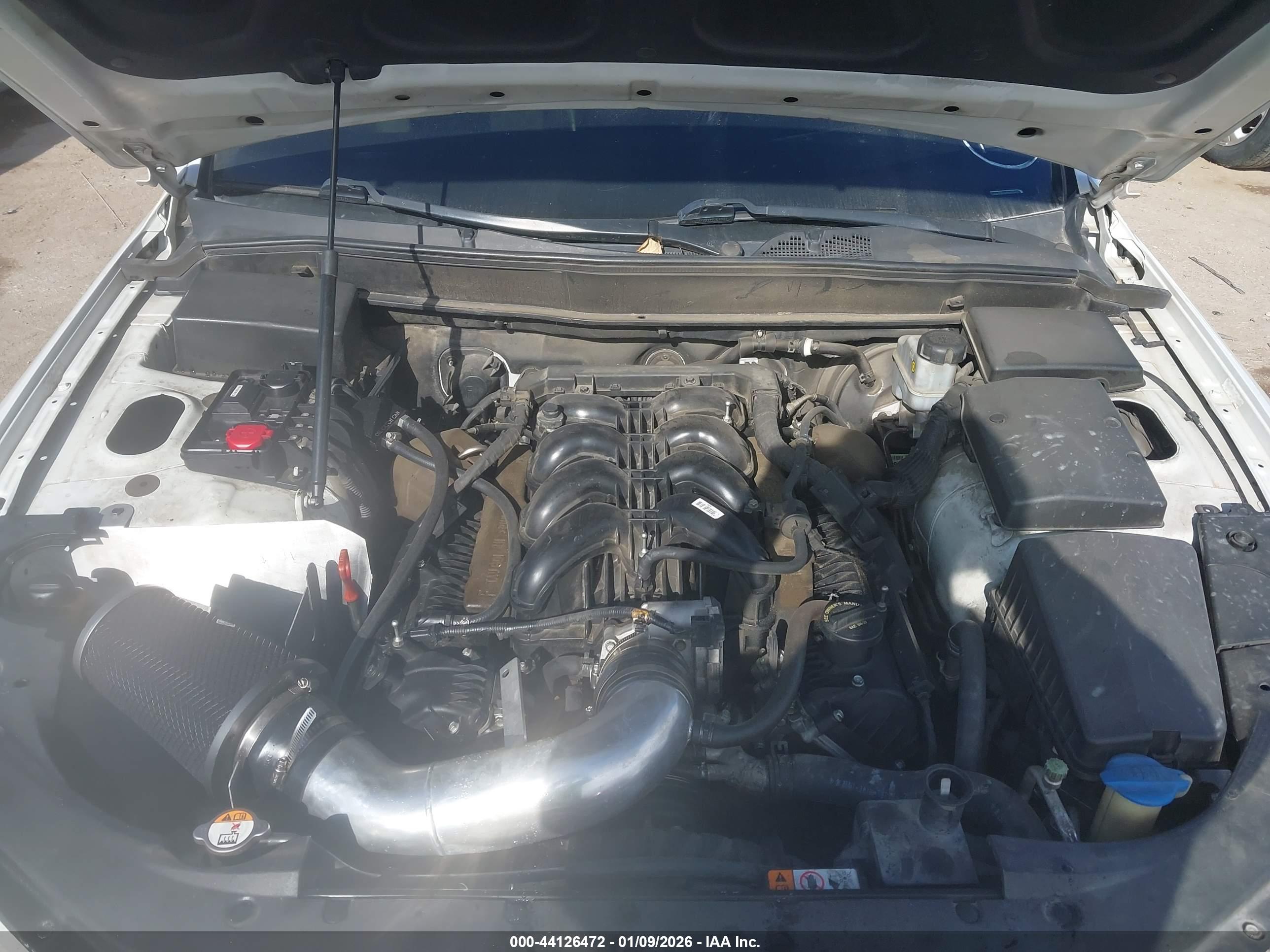 HYUNDAI GENESIS image 10