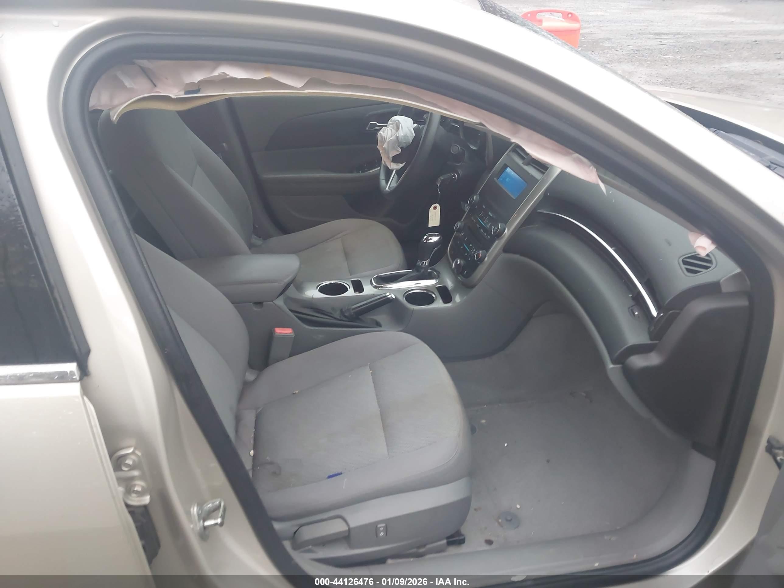 CHEVROLET MALIBU image 5