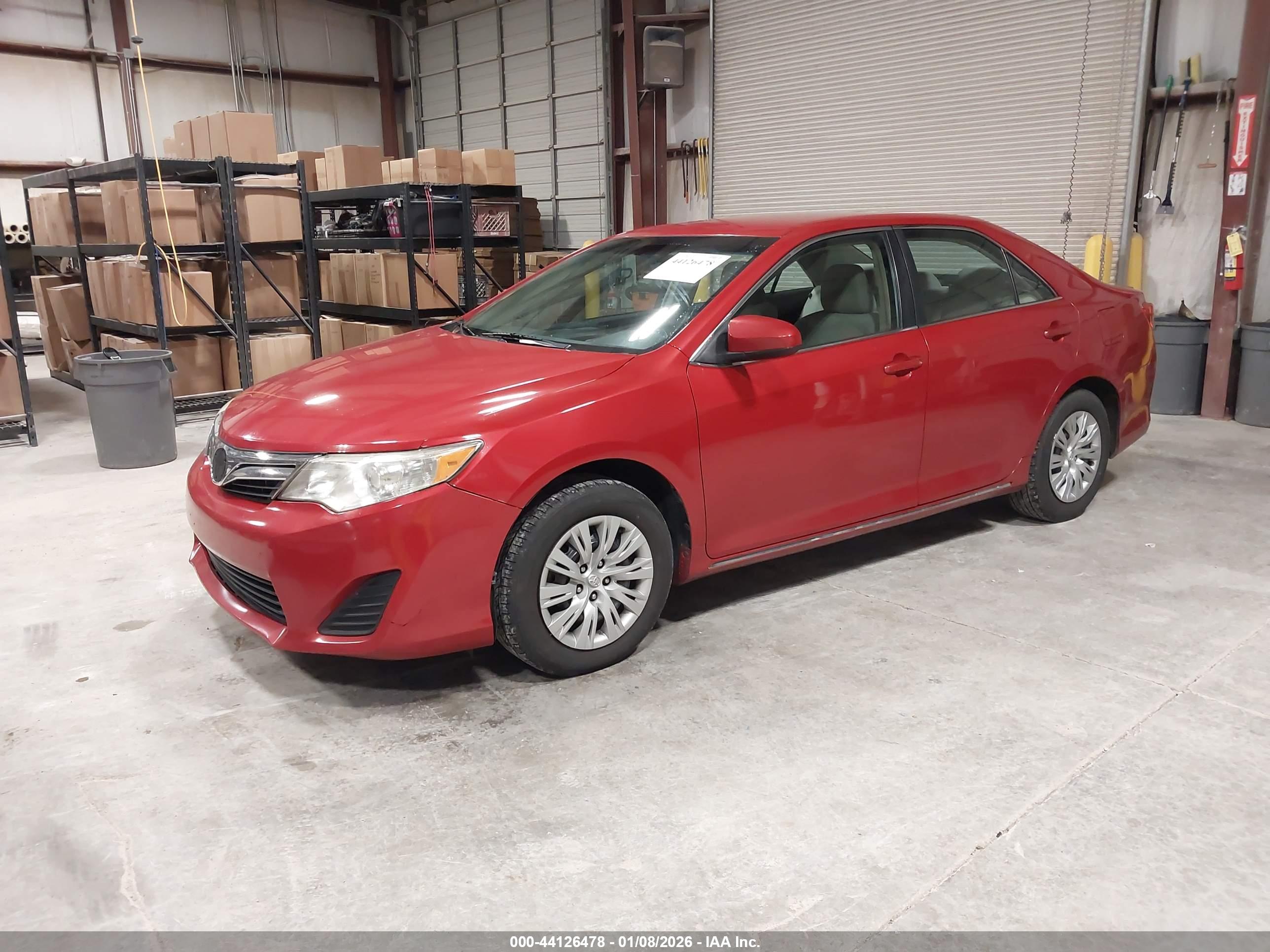 TOYOTA CAMRY image 2