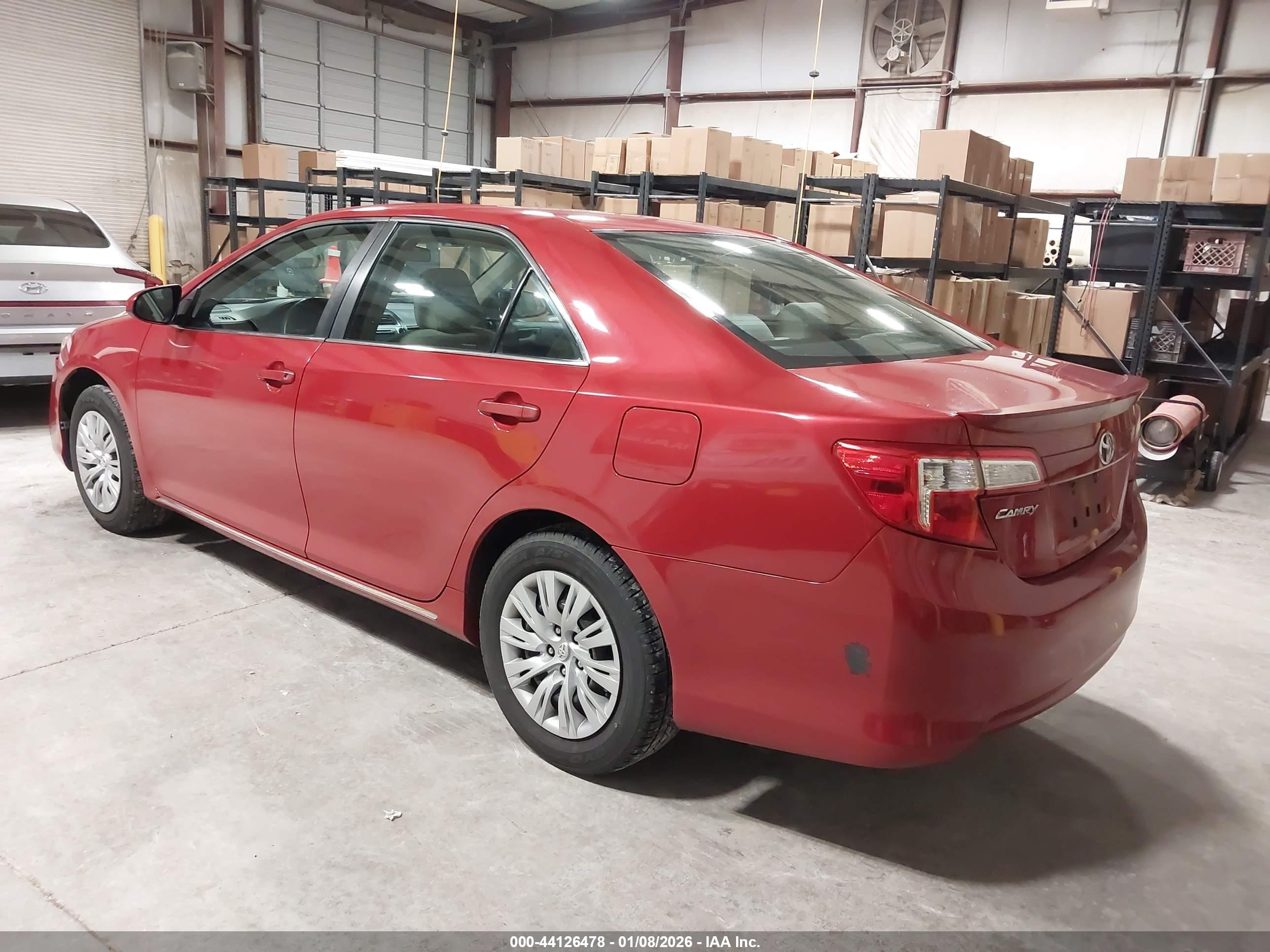 TOYOTA CAMRY image 3
