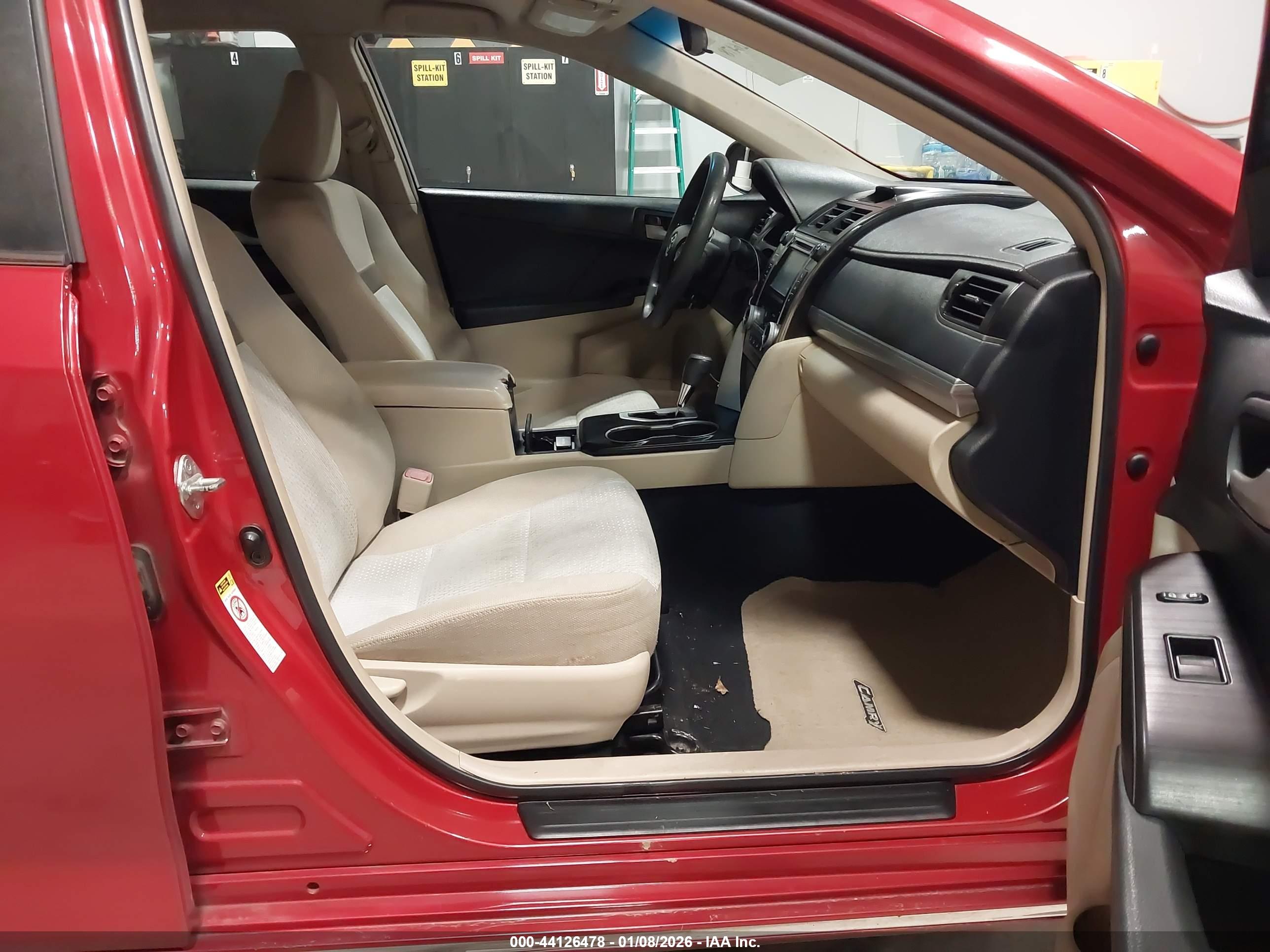 TOYOTA CAMRY image 5