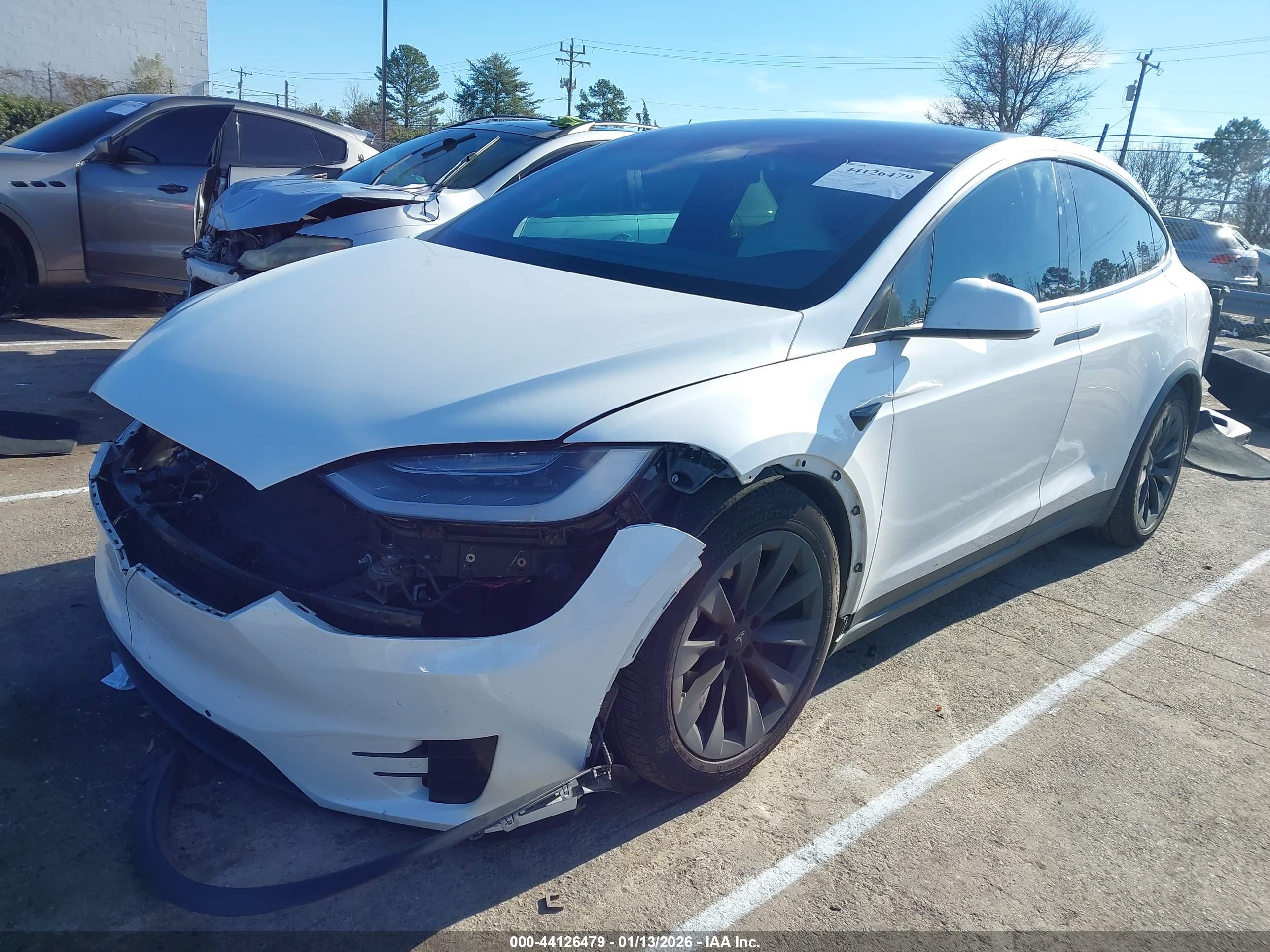 TESLA MODEL image 2