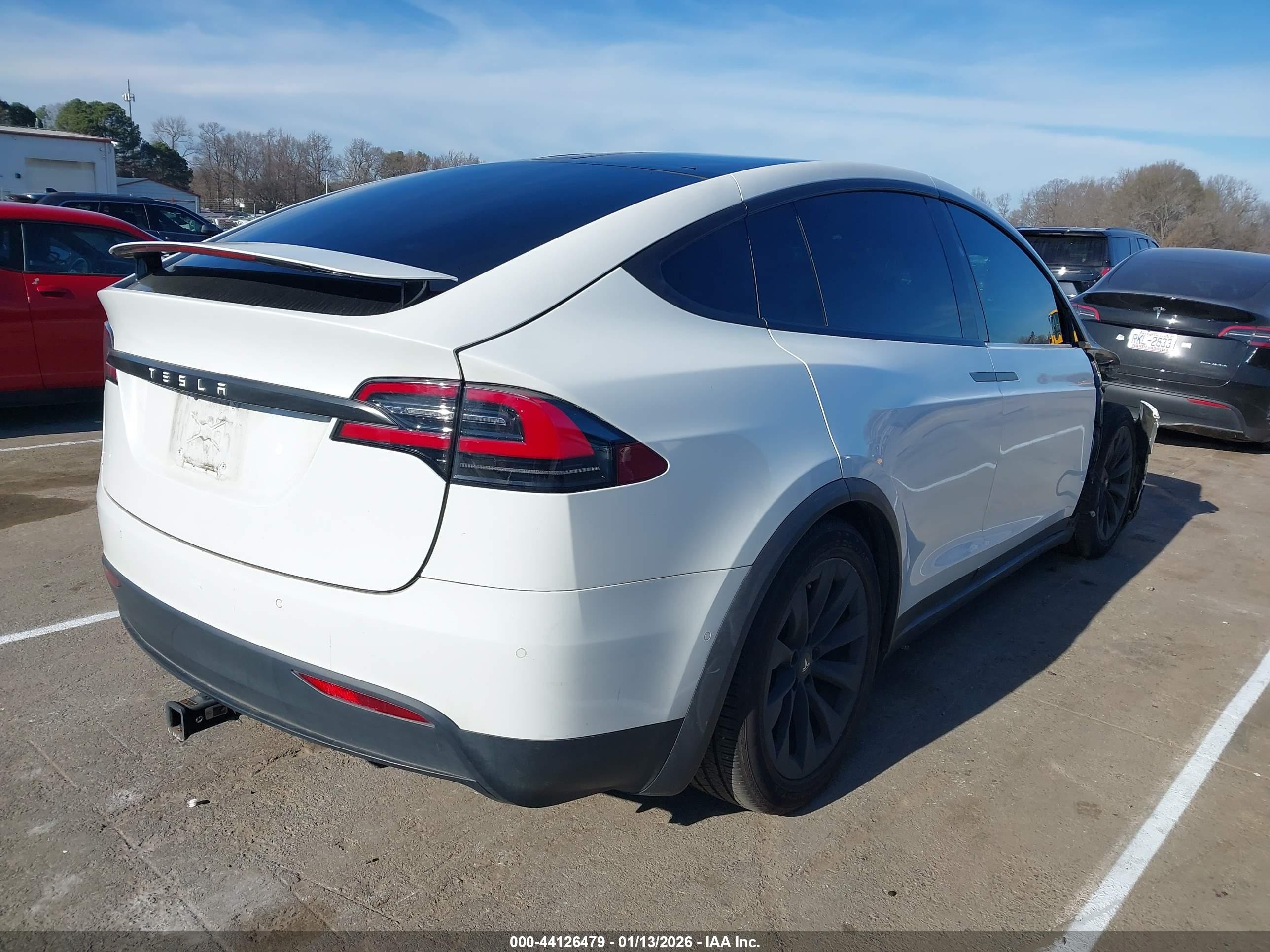 TESLA MODEL image 4