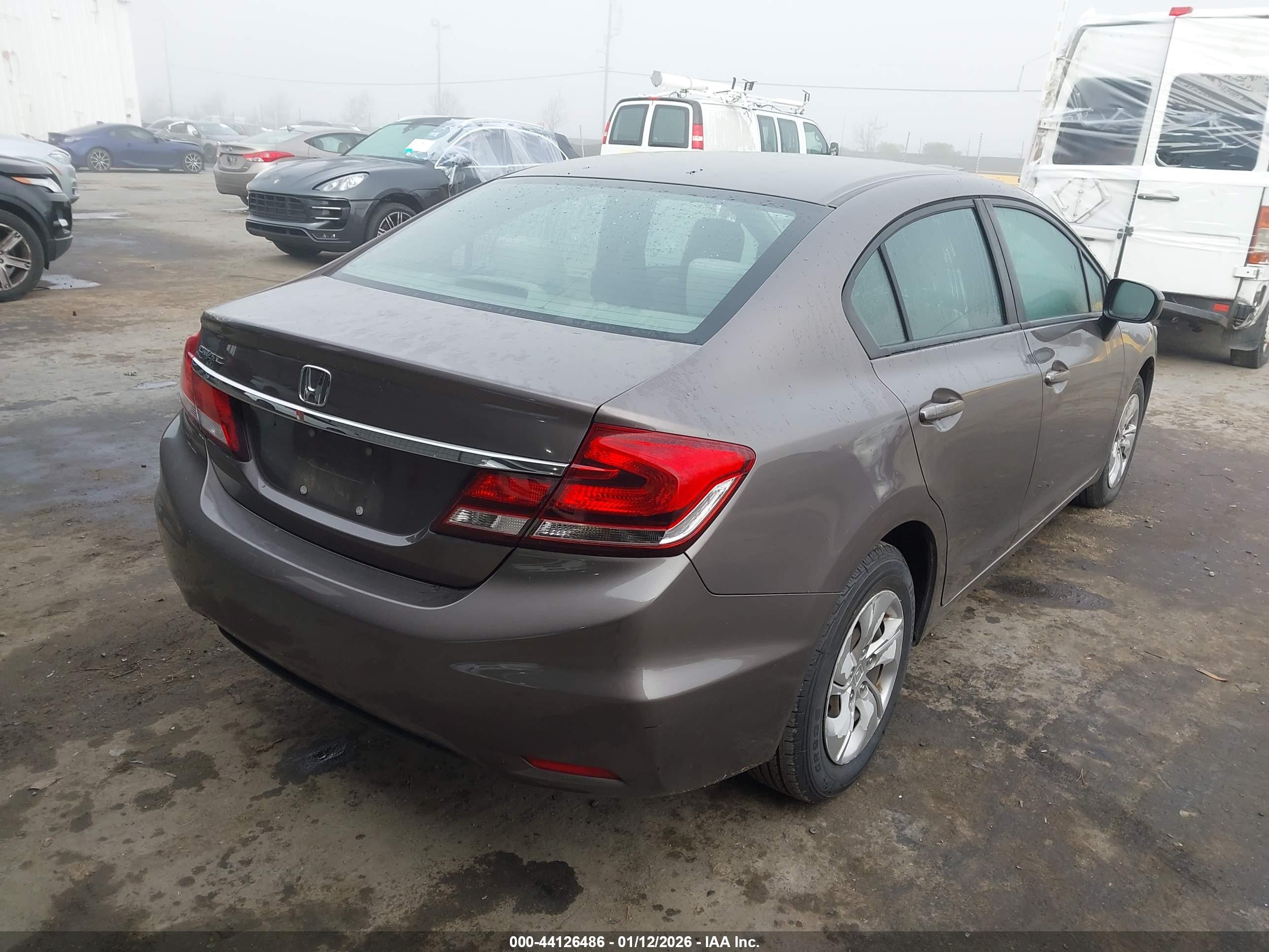 HONDA CIVIC image 4