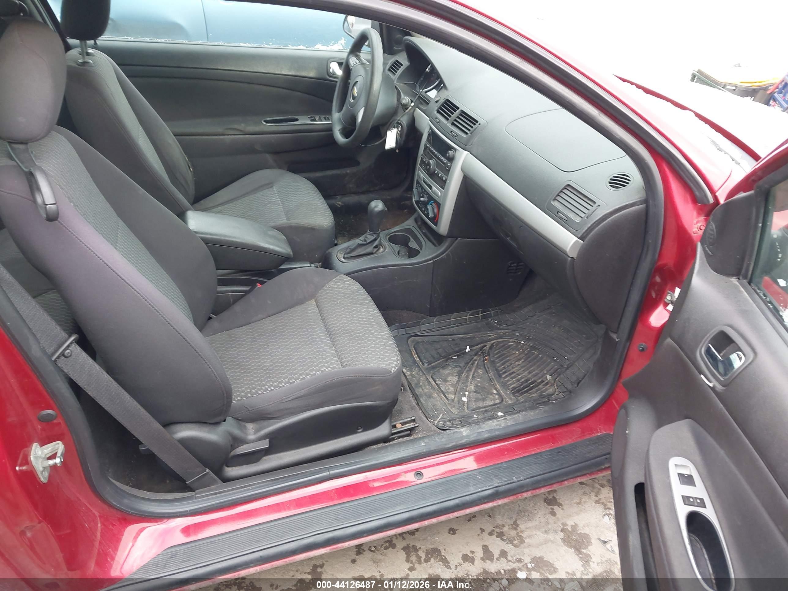 CHEVROLET COBALT image 5