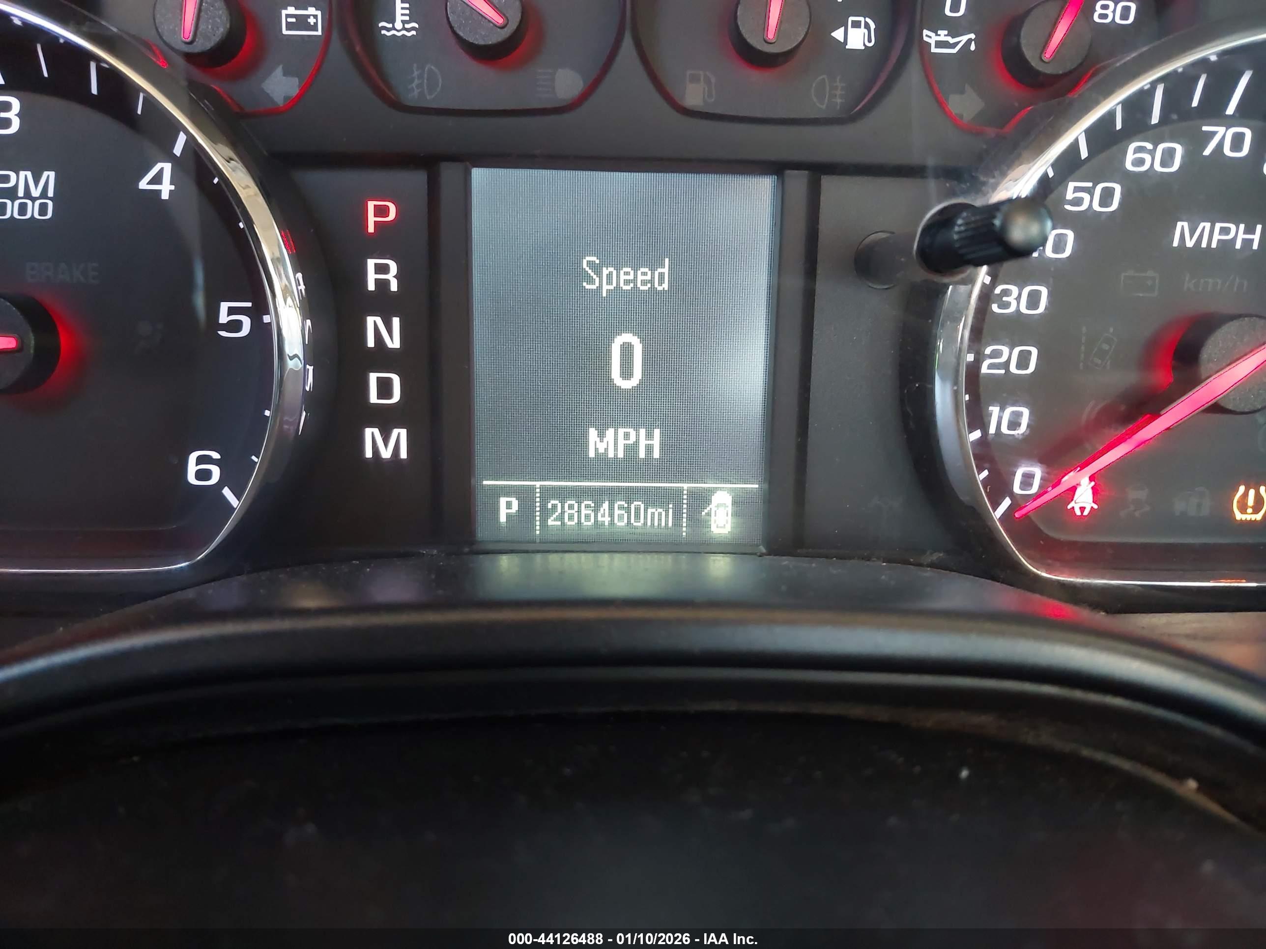 CHEVROLET SILVERADO image 7