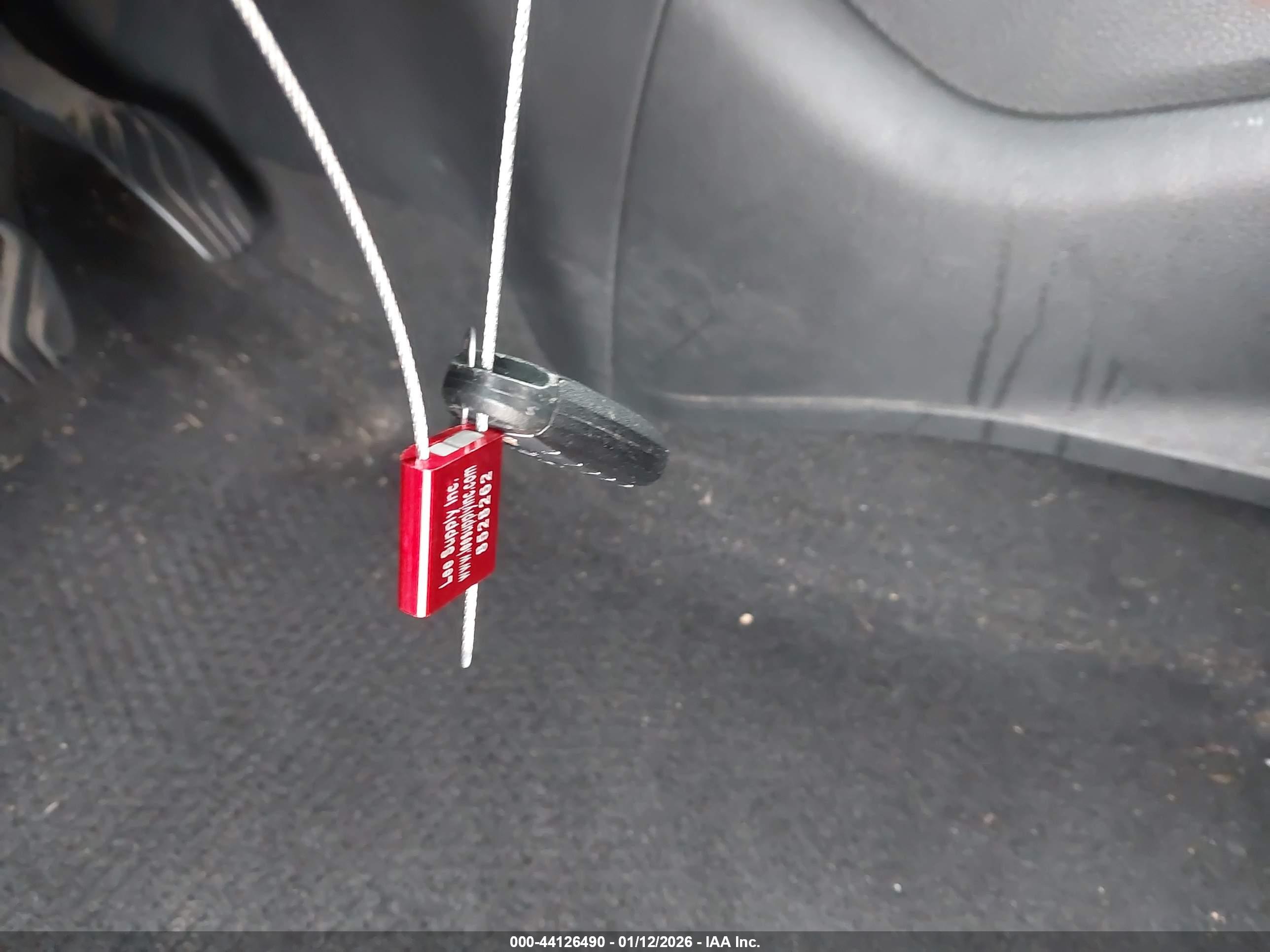 NISSAN ROGUE image 11