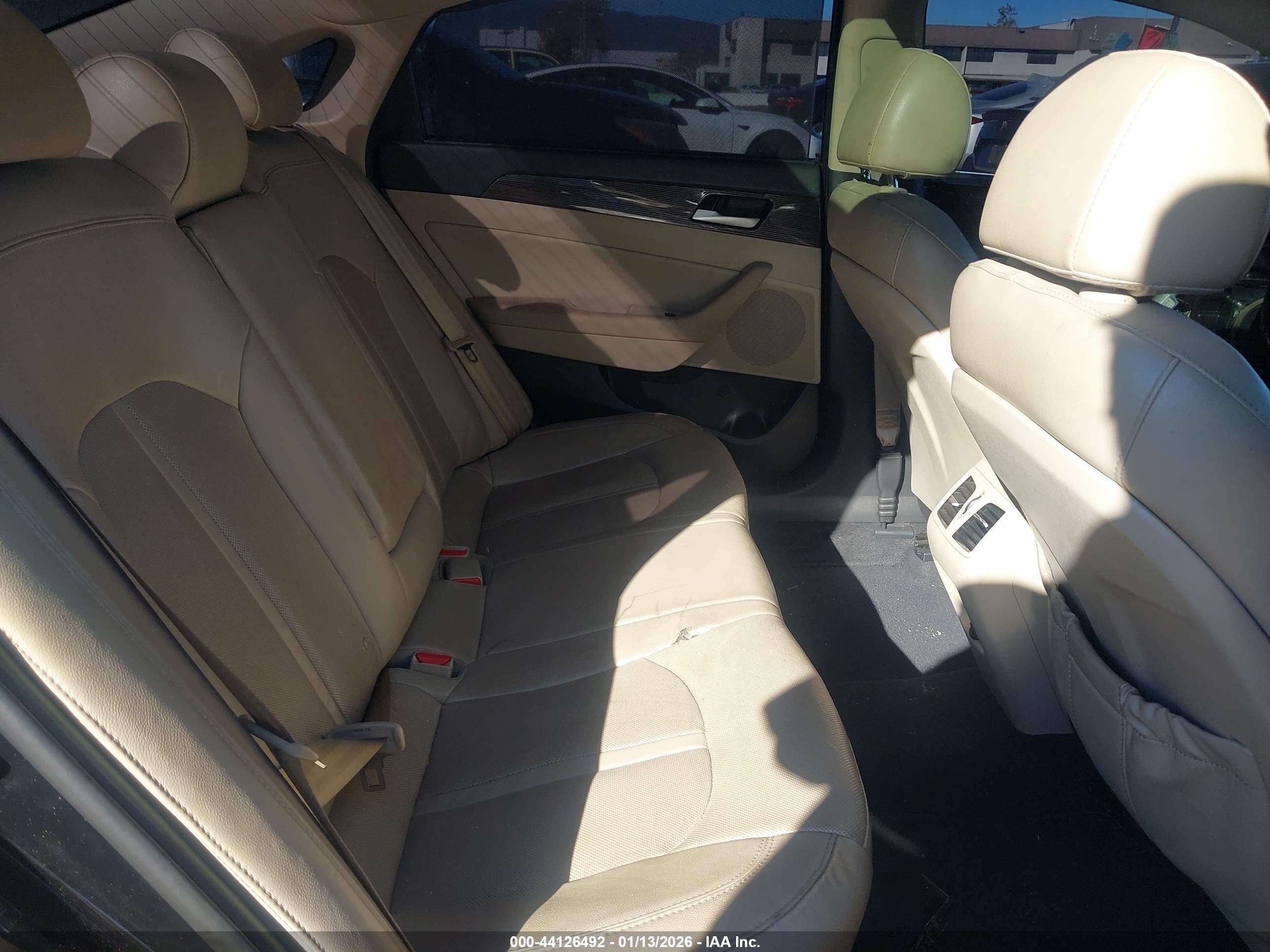 HYUNDAI SONATA image 8