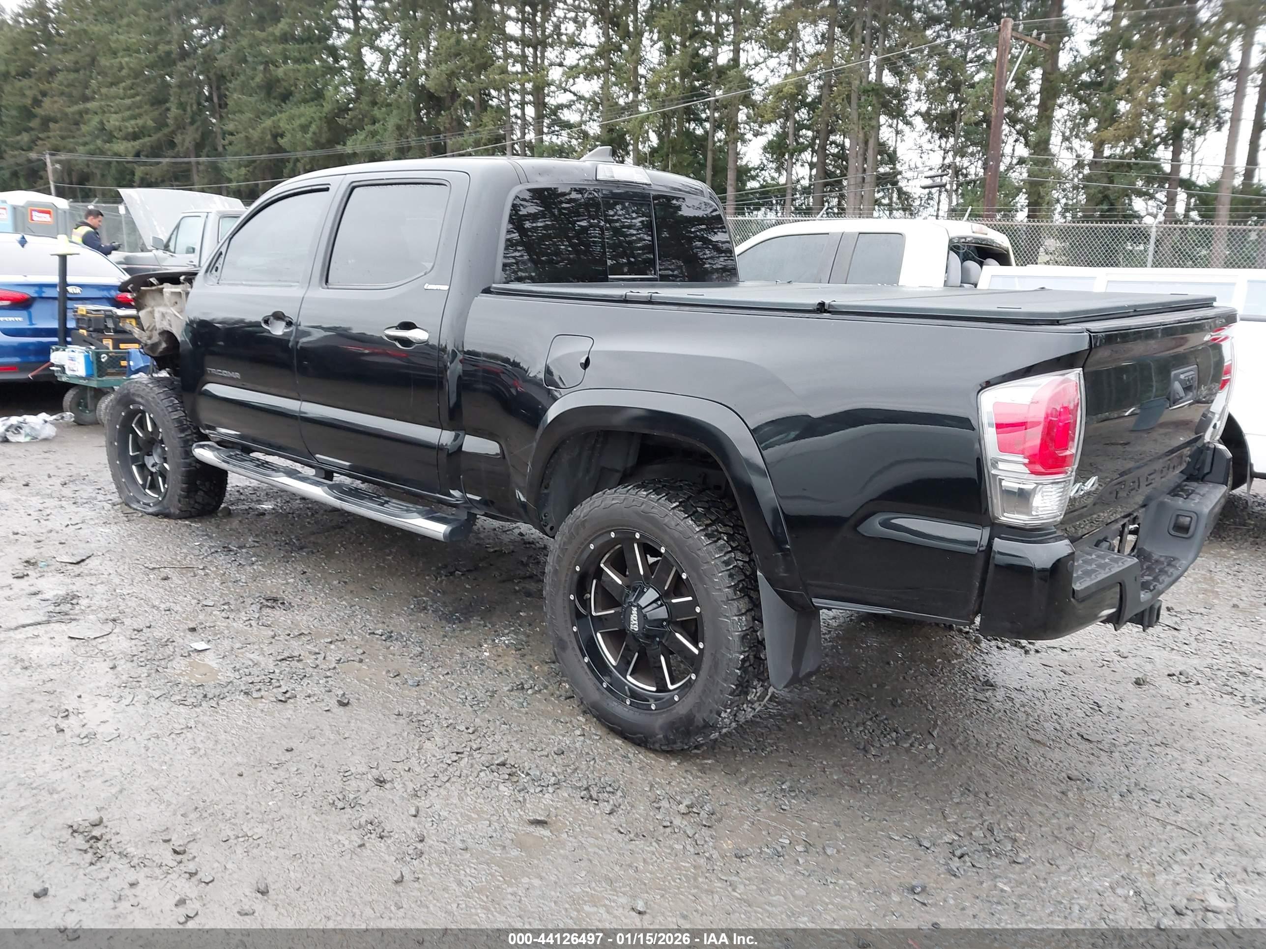 TOYOTA TACOMA image 3