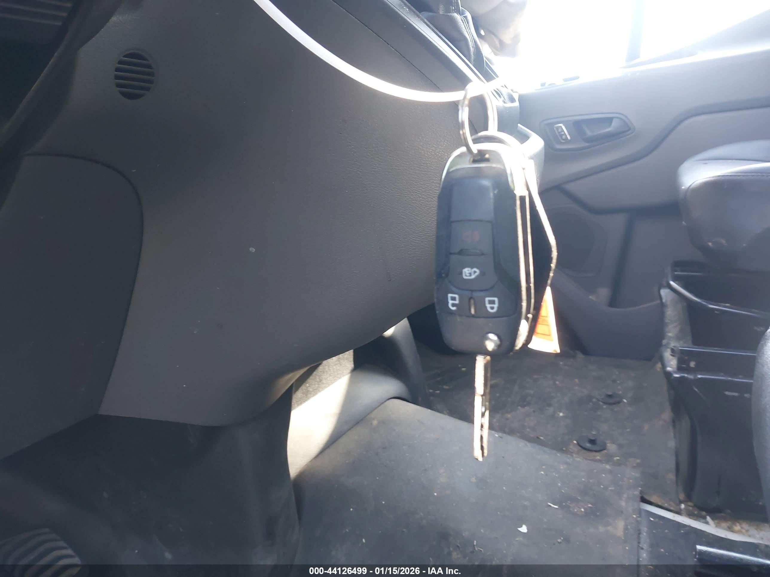 FORD TRANSIT-250 image 11