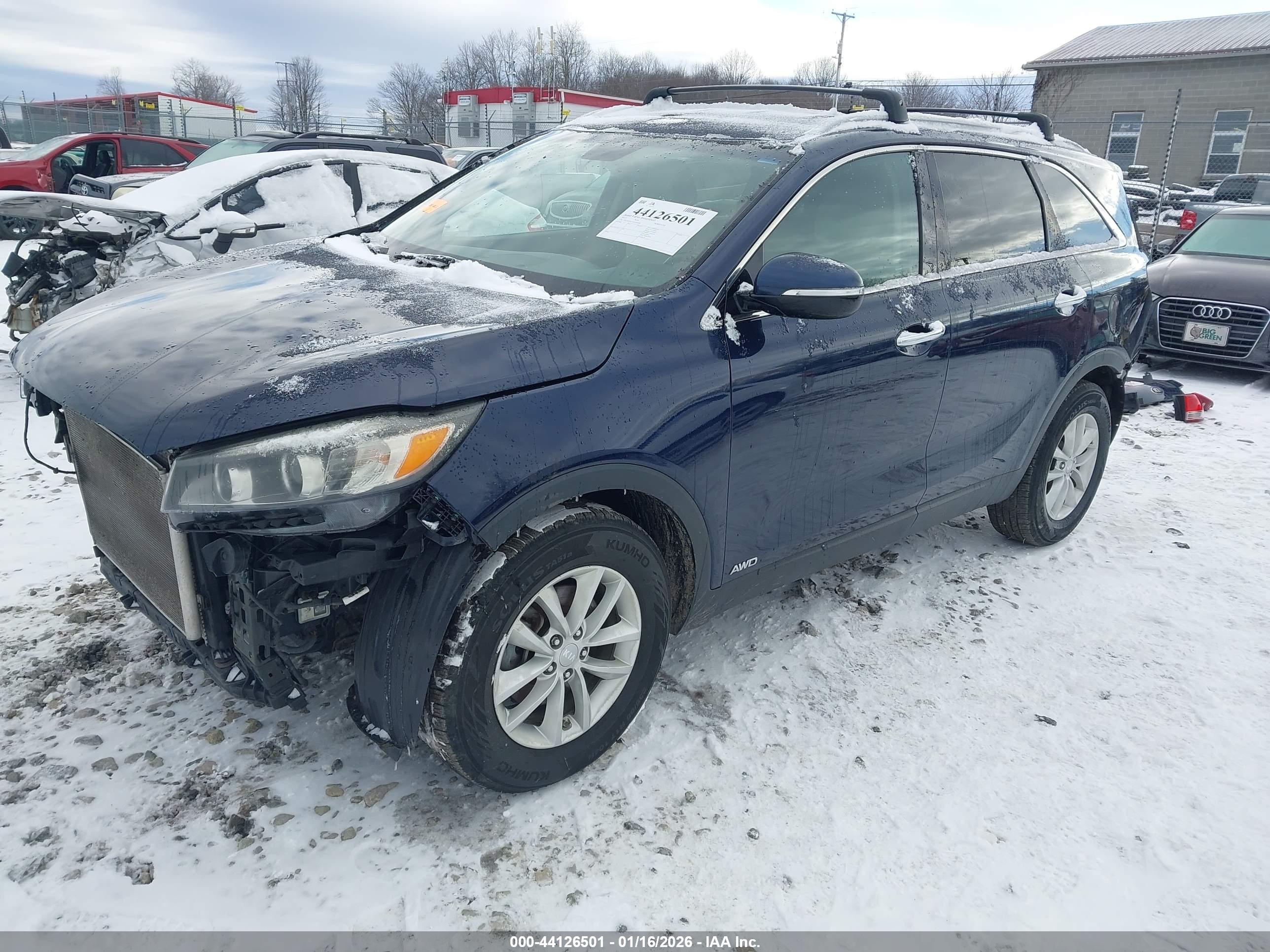 KIA SORENTO image 2