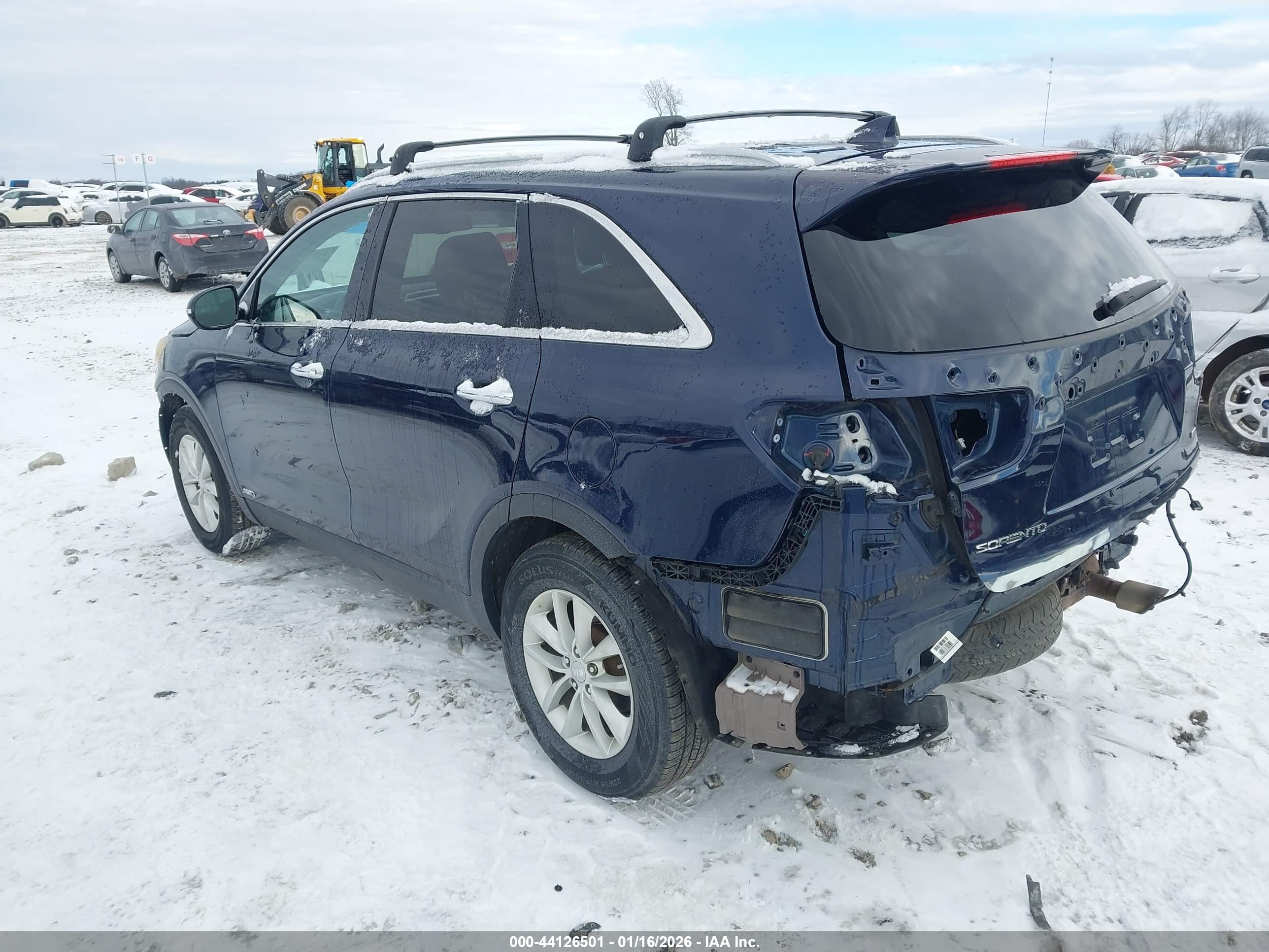 KIA SORENTO image 3