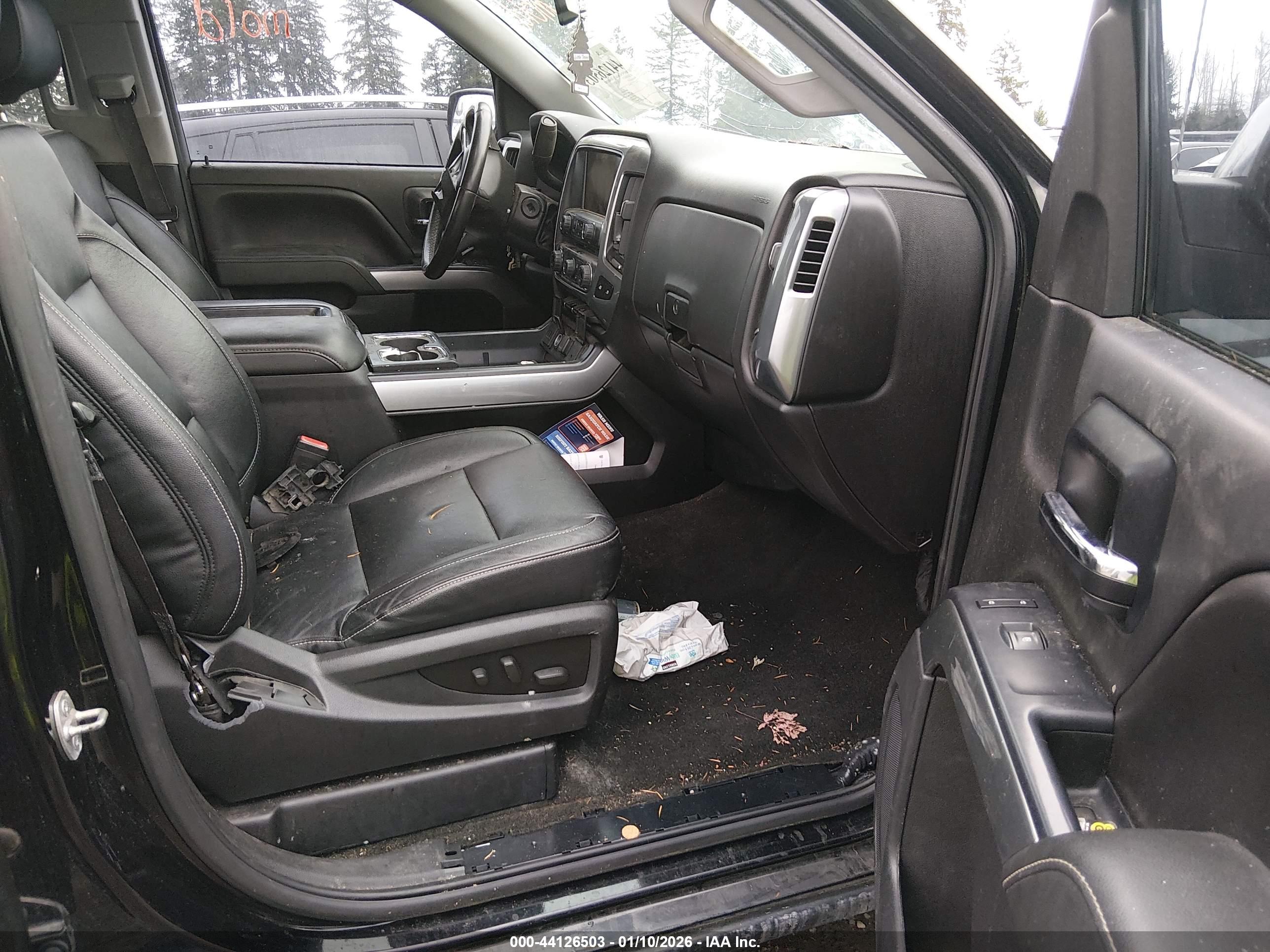 CHEVROLET SILVERADO image 5