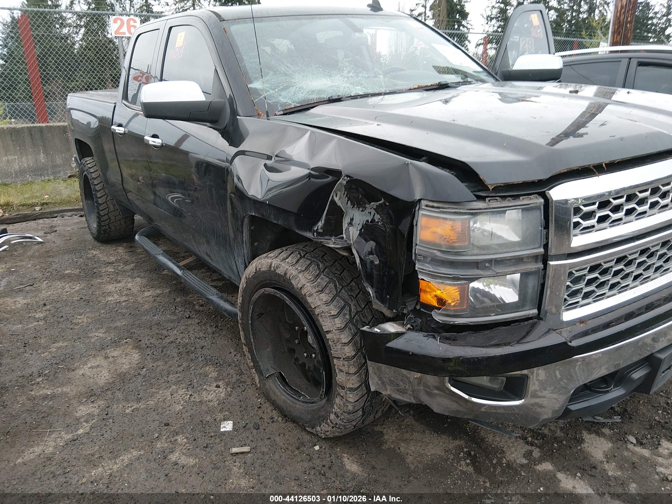 CHEVROLET SILVERADO image 6