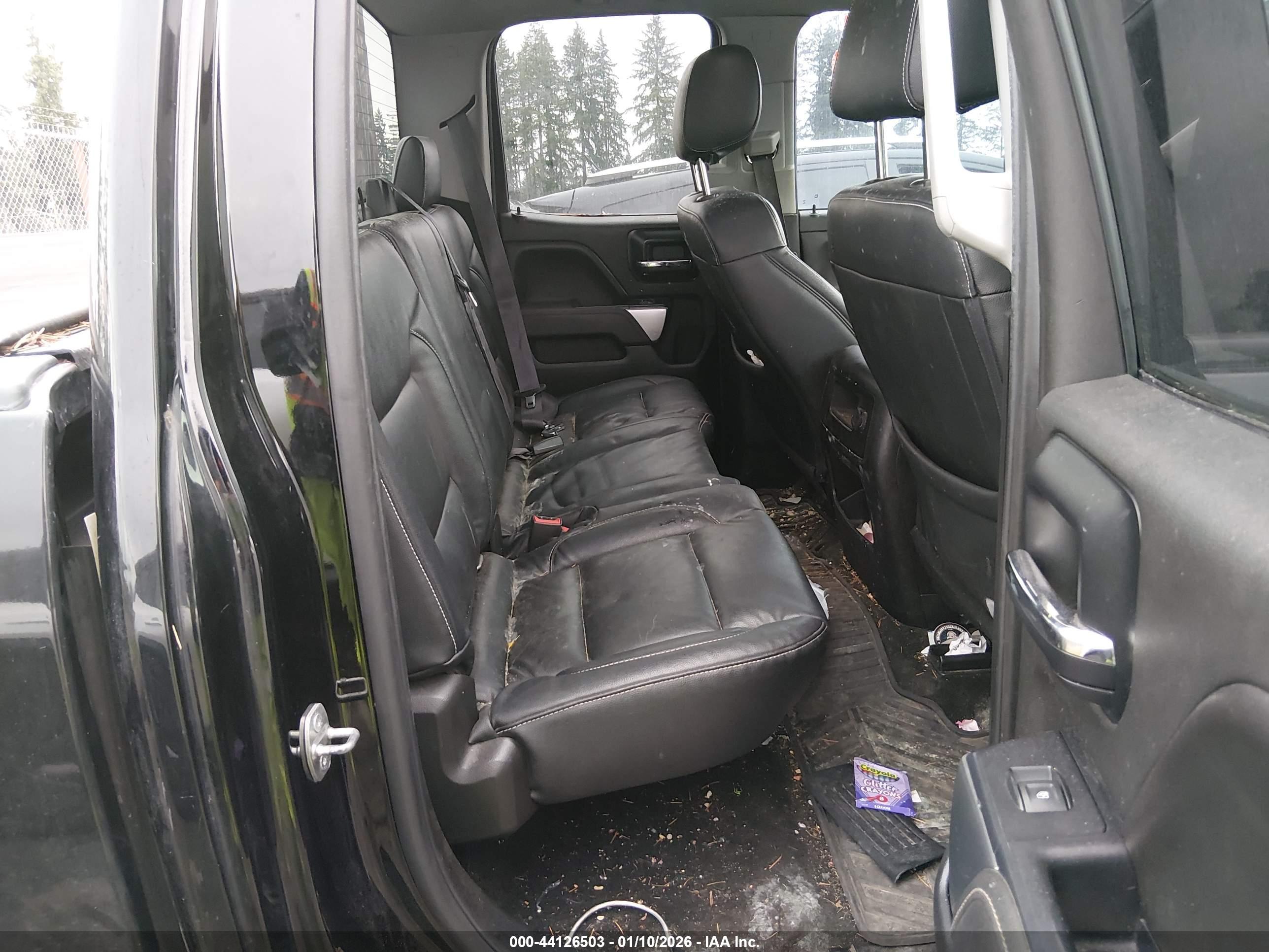 CHEVROLET SILVERADO image 8