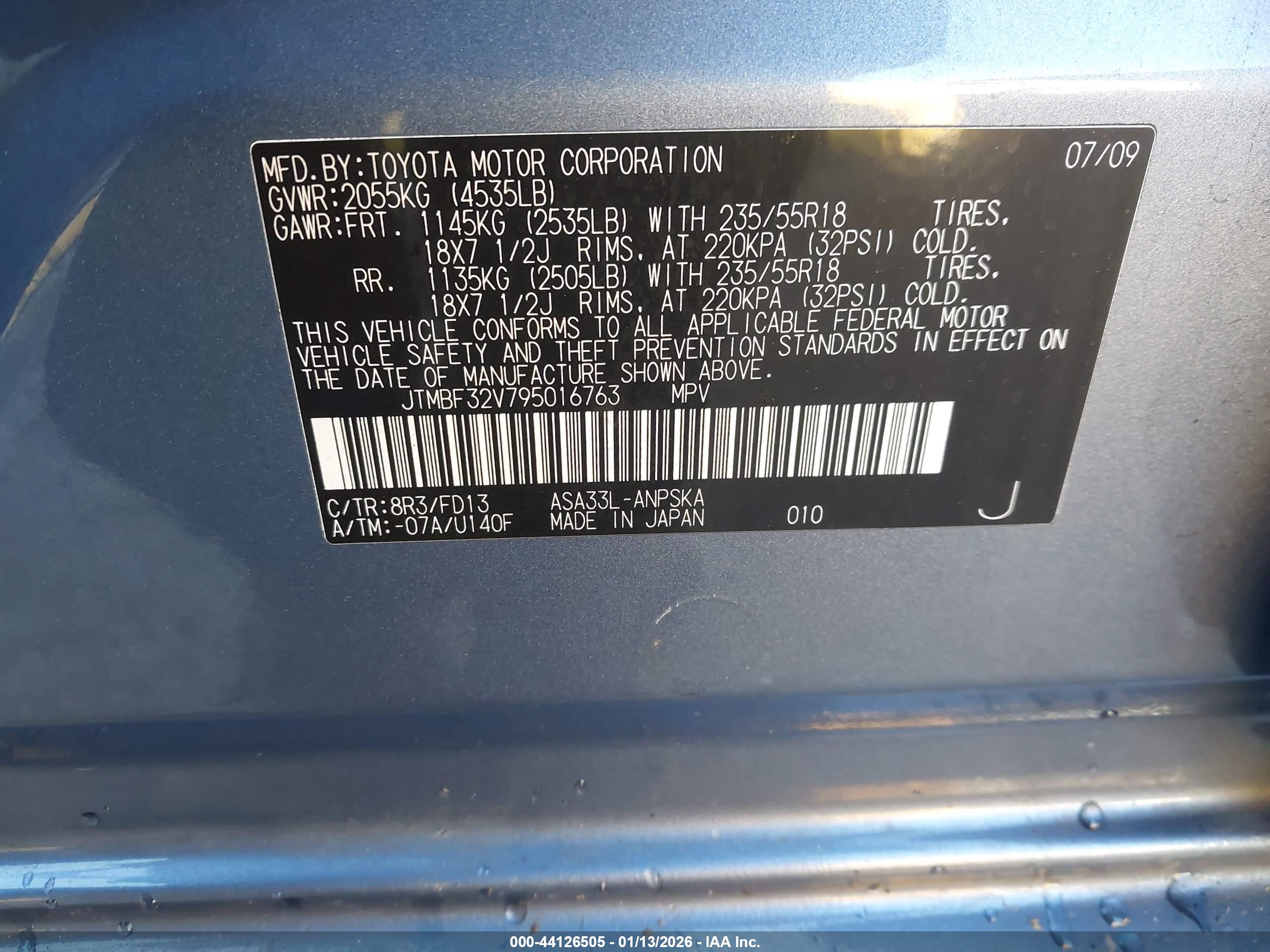 TOYOTA RAV4 image 9