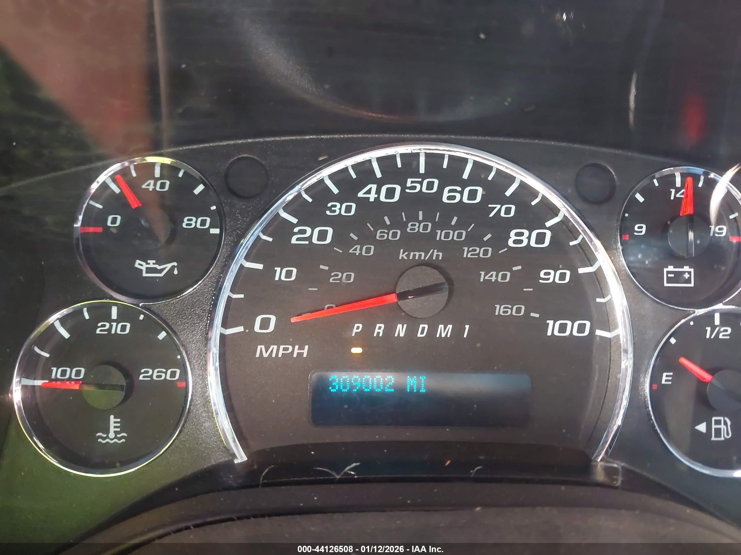 CHEVROLET EXPRESS image 7