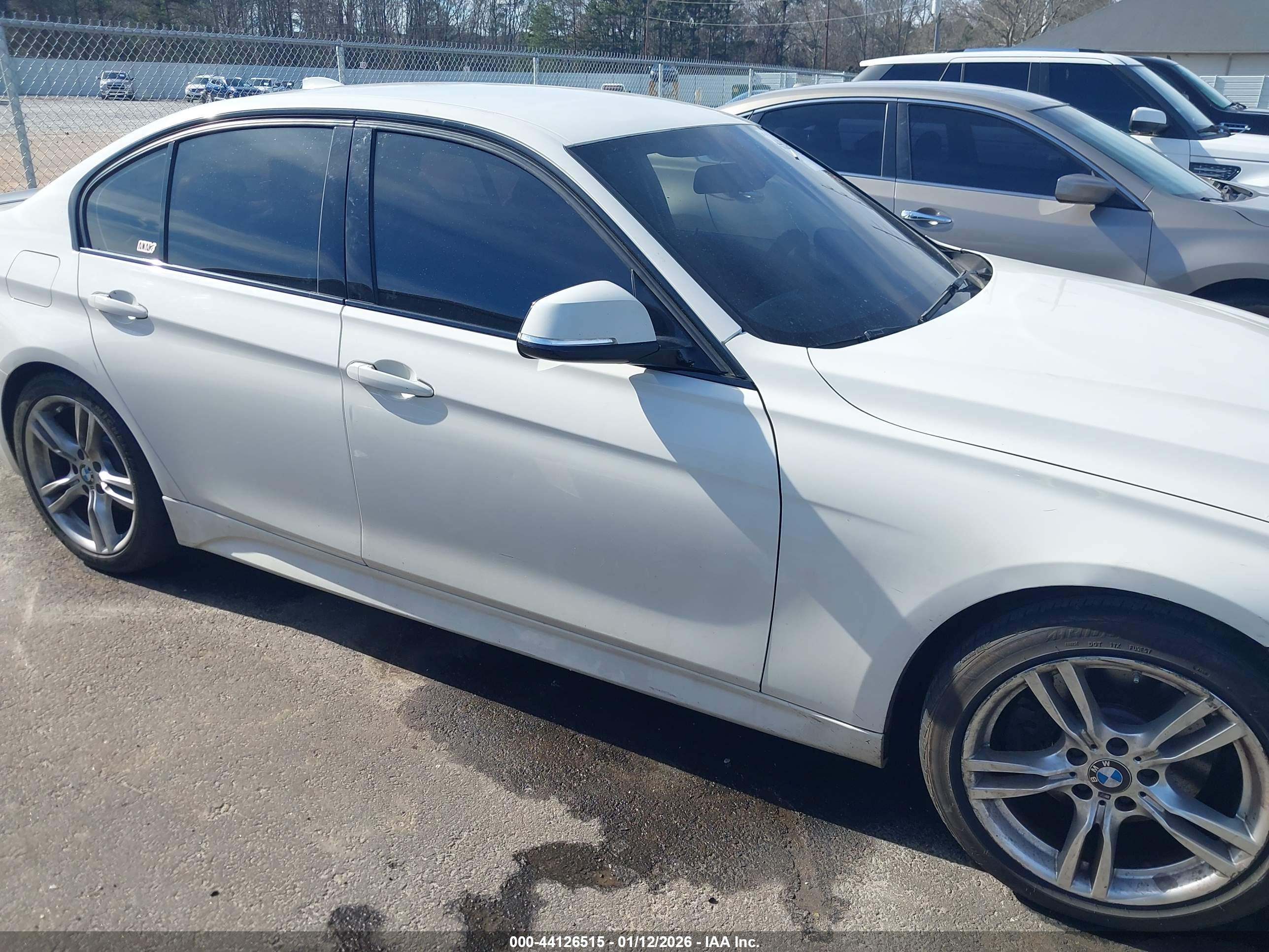 BMW 328I image 6