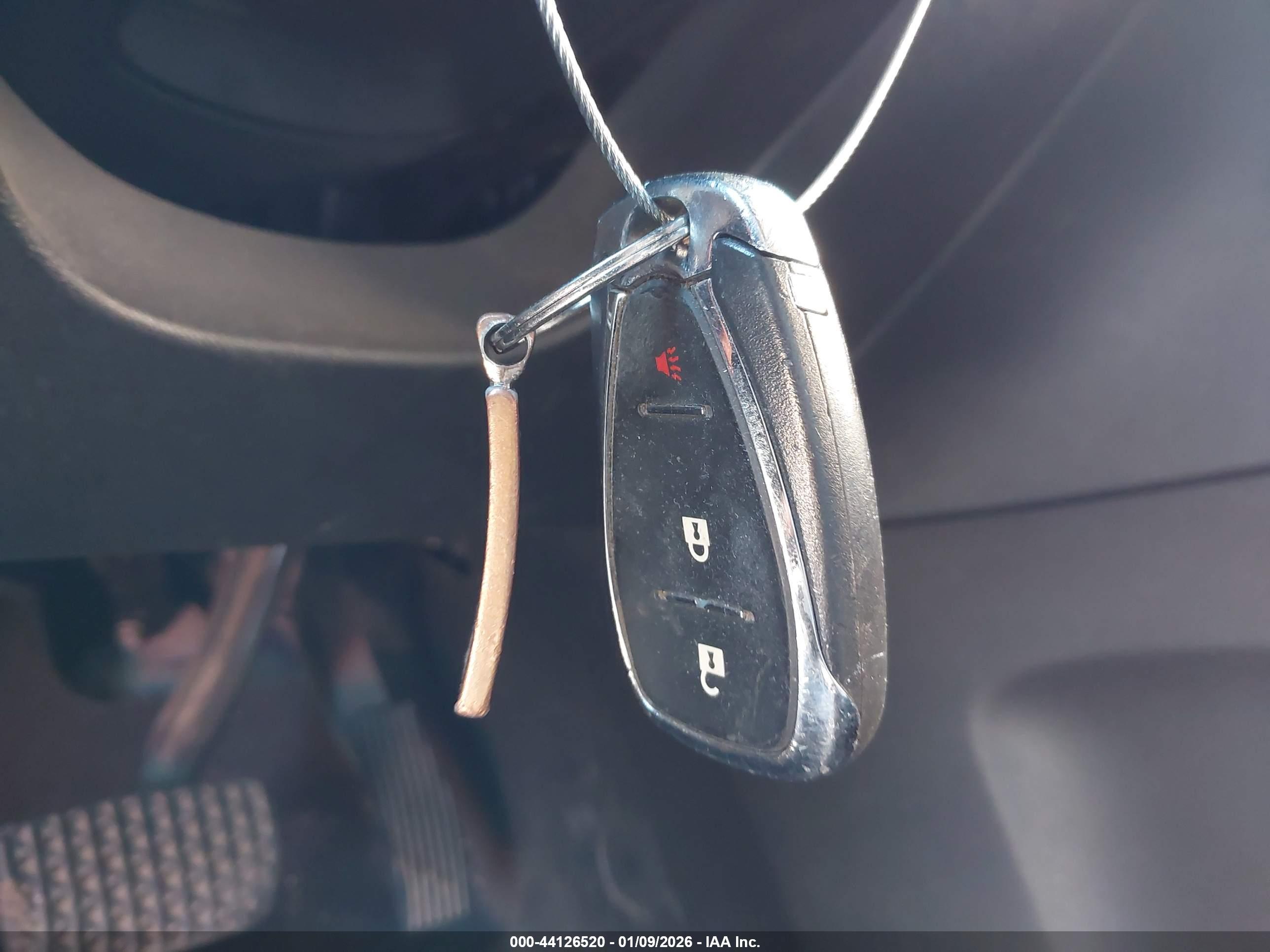 CHEVROLET EQUINOX image 11