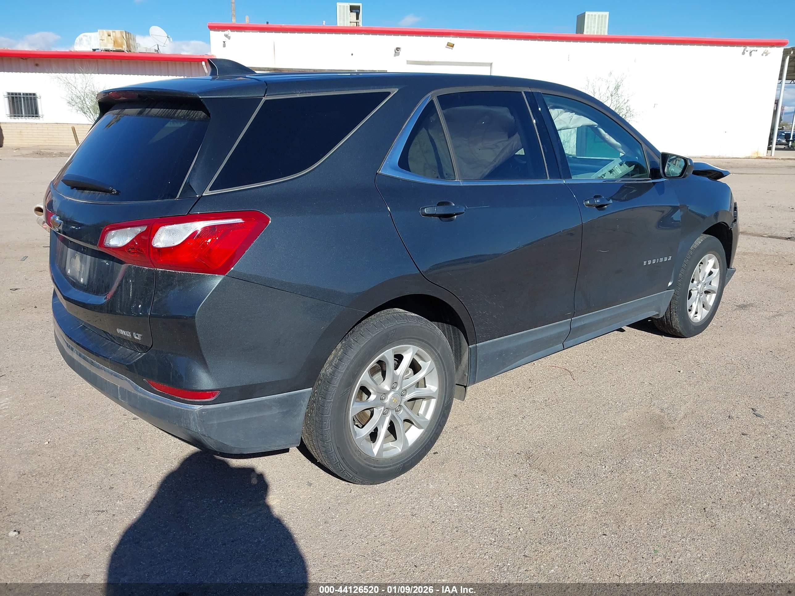 CHEVROLET EQUINOX image 4