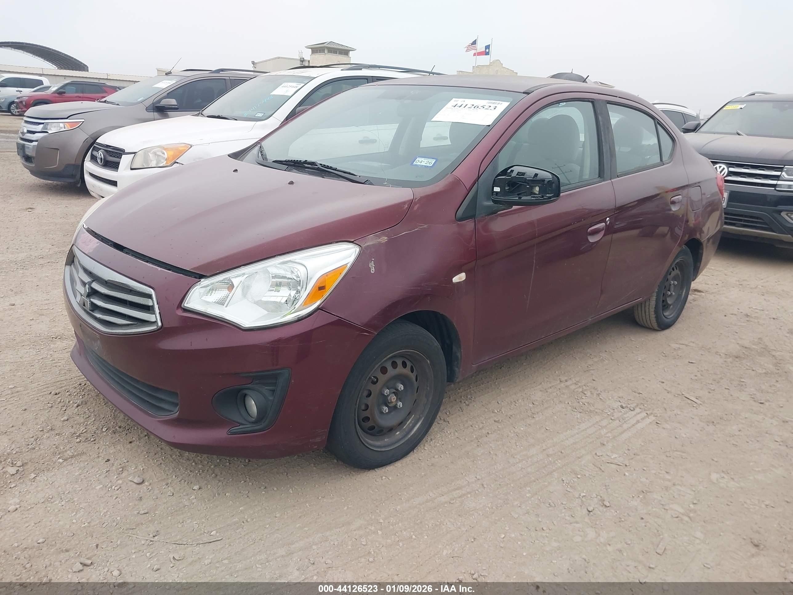 MITSUBISHI MIRAGE image 2