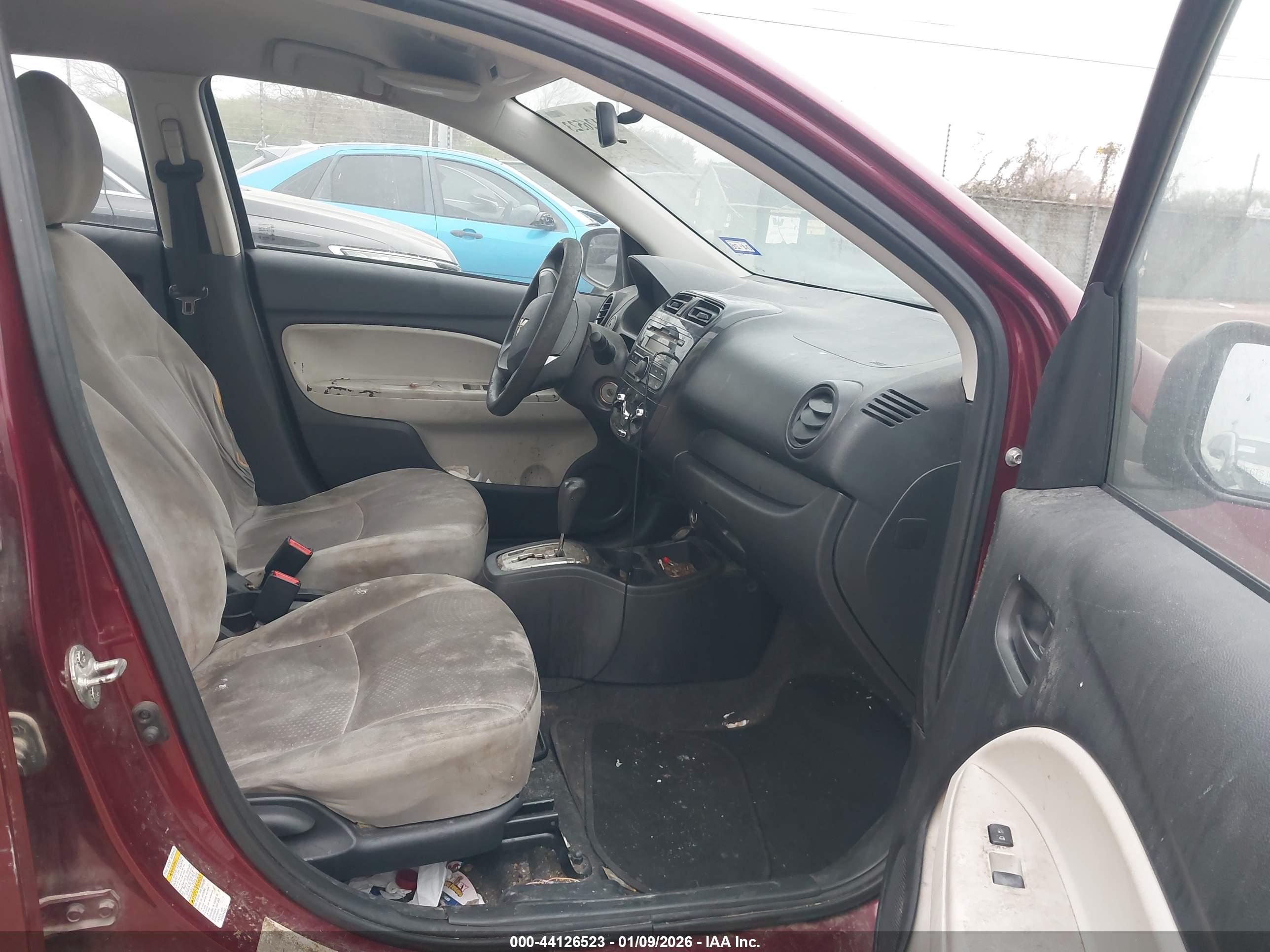 MITSUBISHI MIRAGE image 5