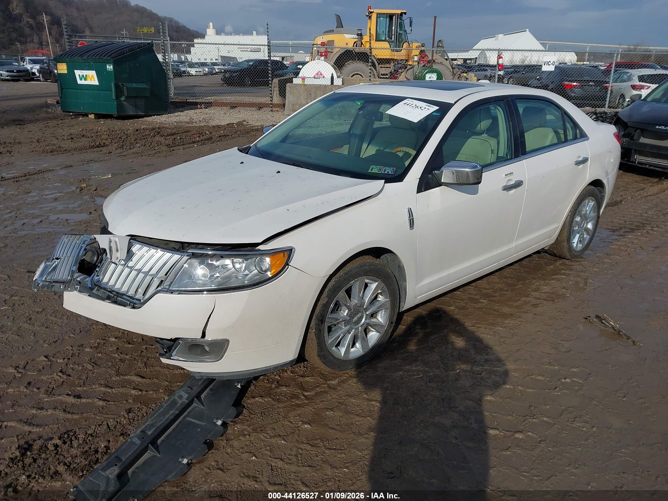 LINCOLN MKZ image 2