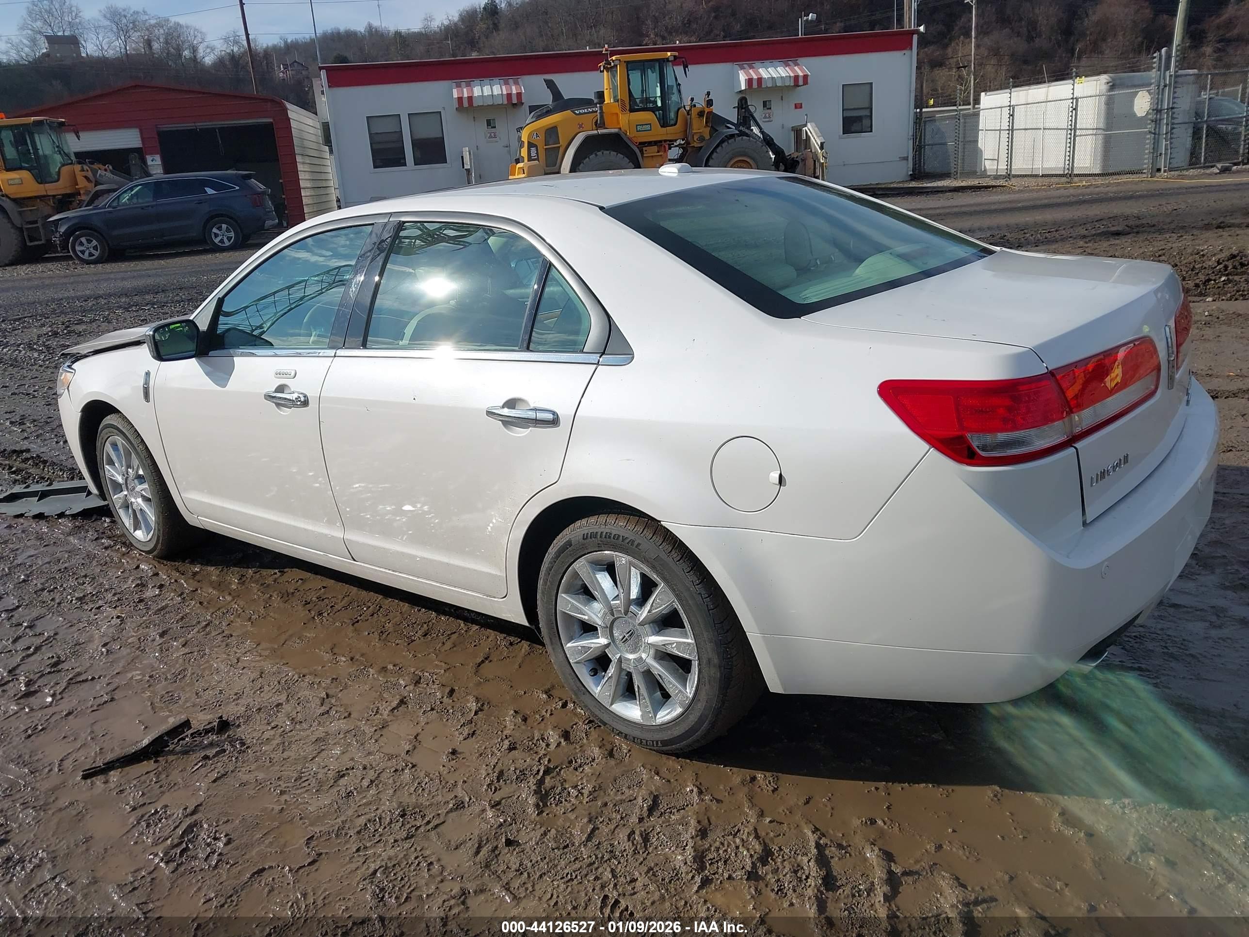 LINCOLN MKZ image 3