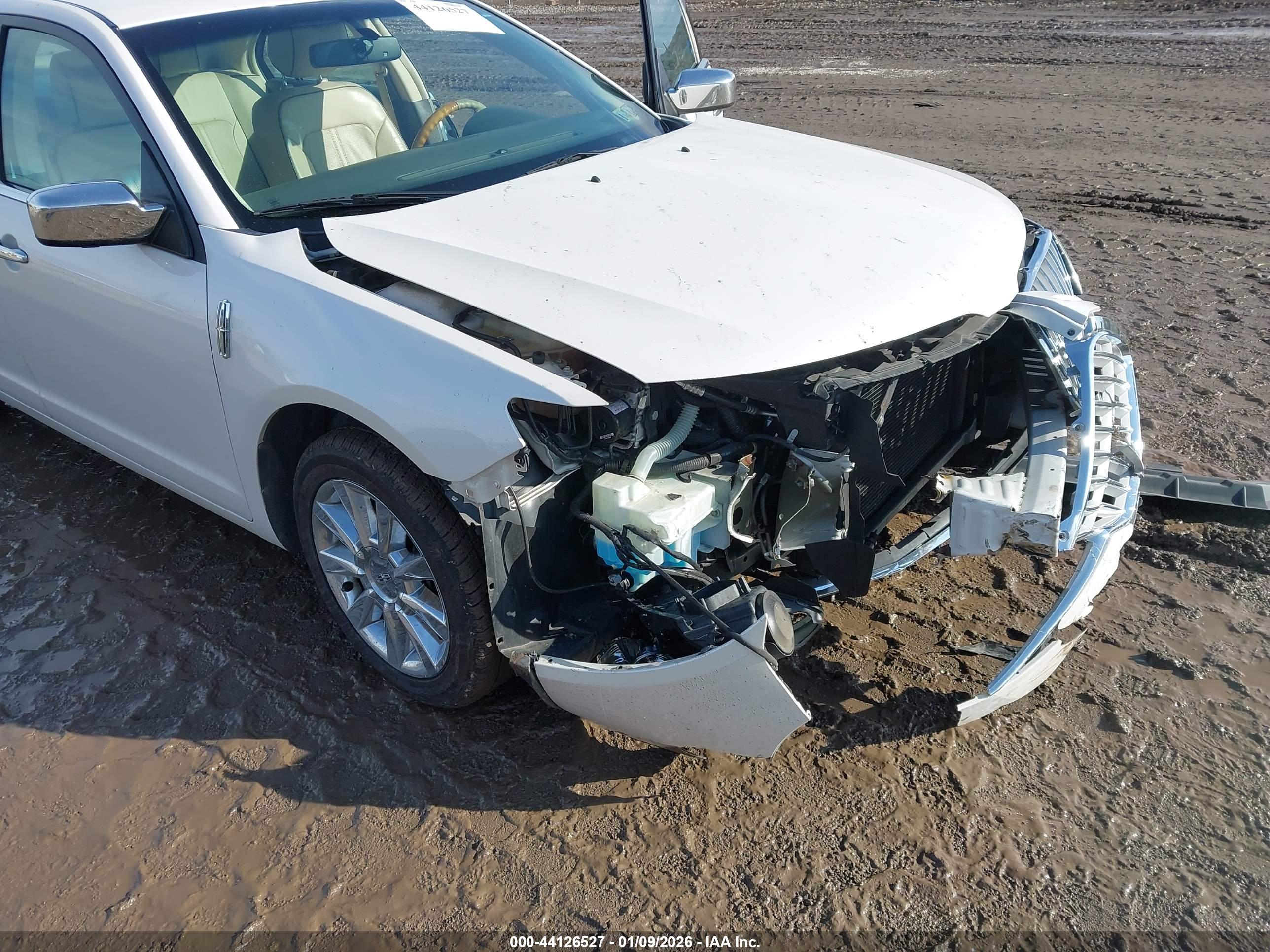 LINCOLN MKZ image 6