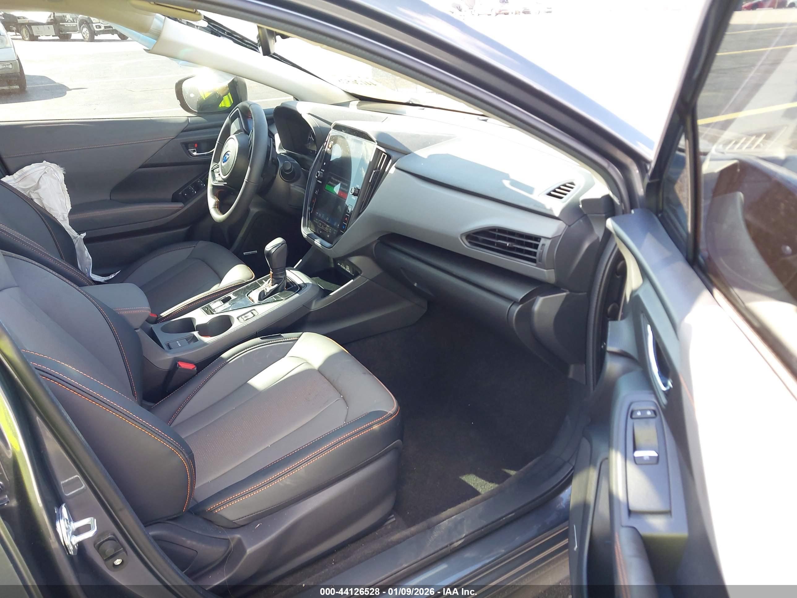 SUBARU CROSSTREK image 5