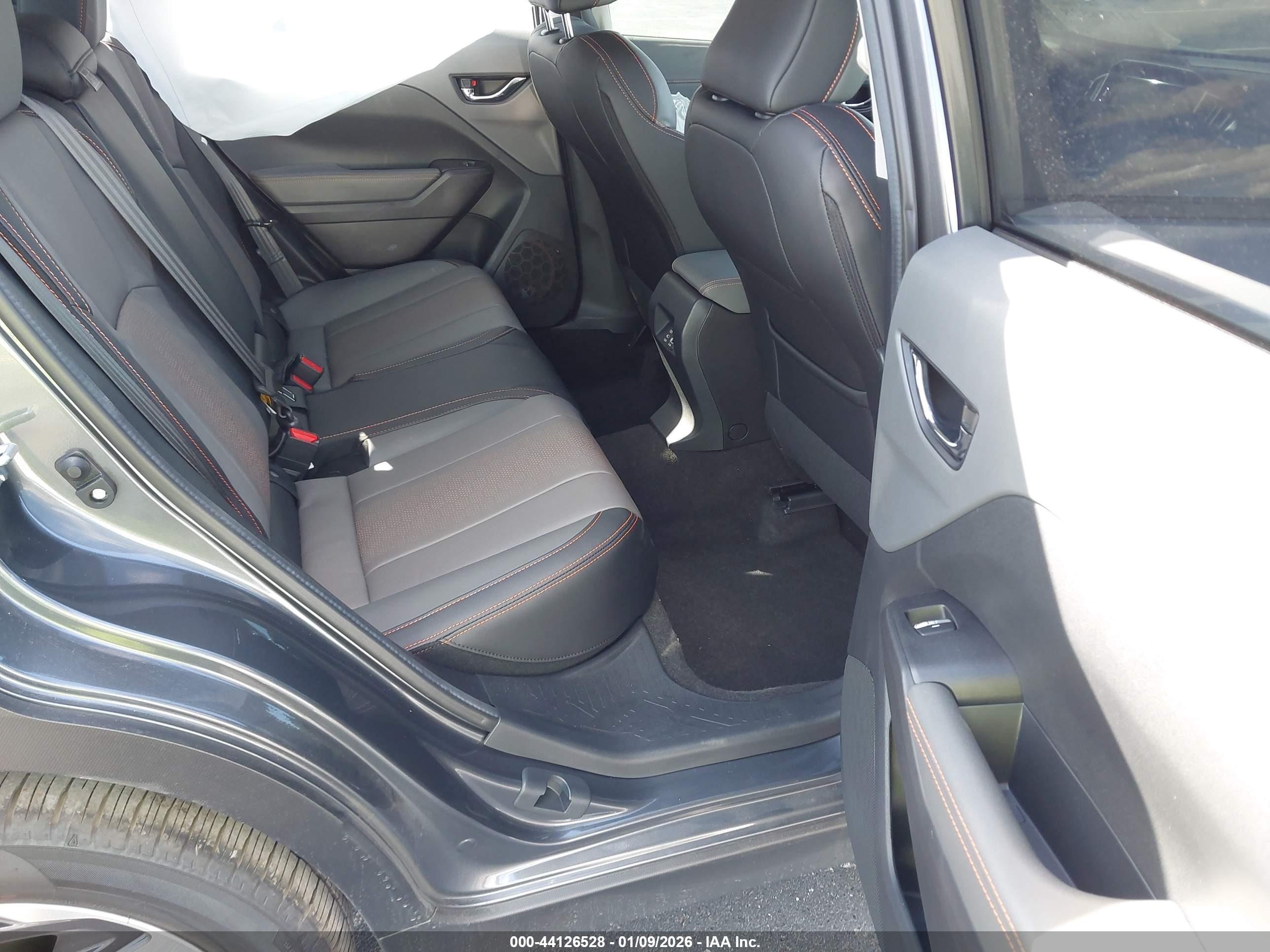 SUBARU CROSSTREK image 8
