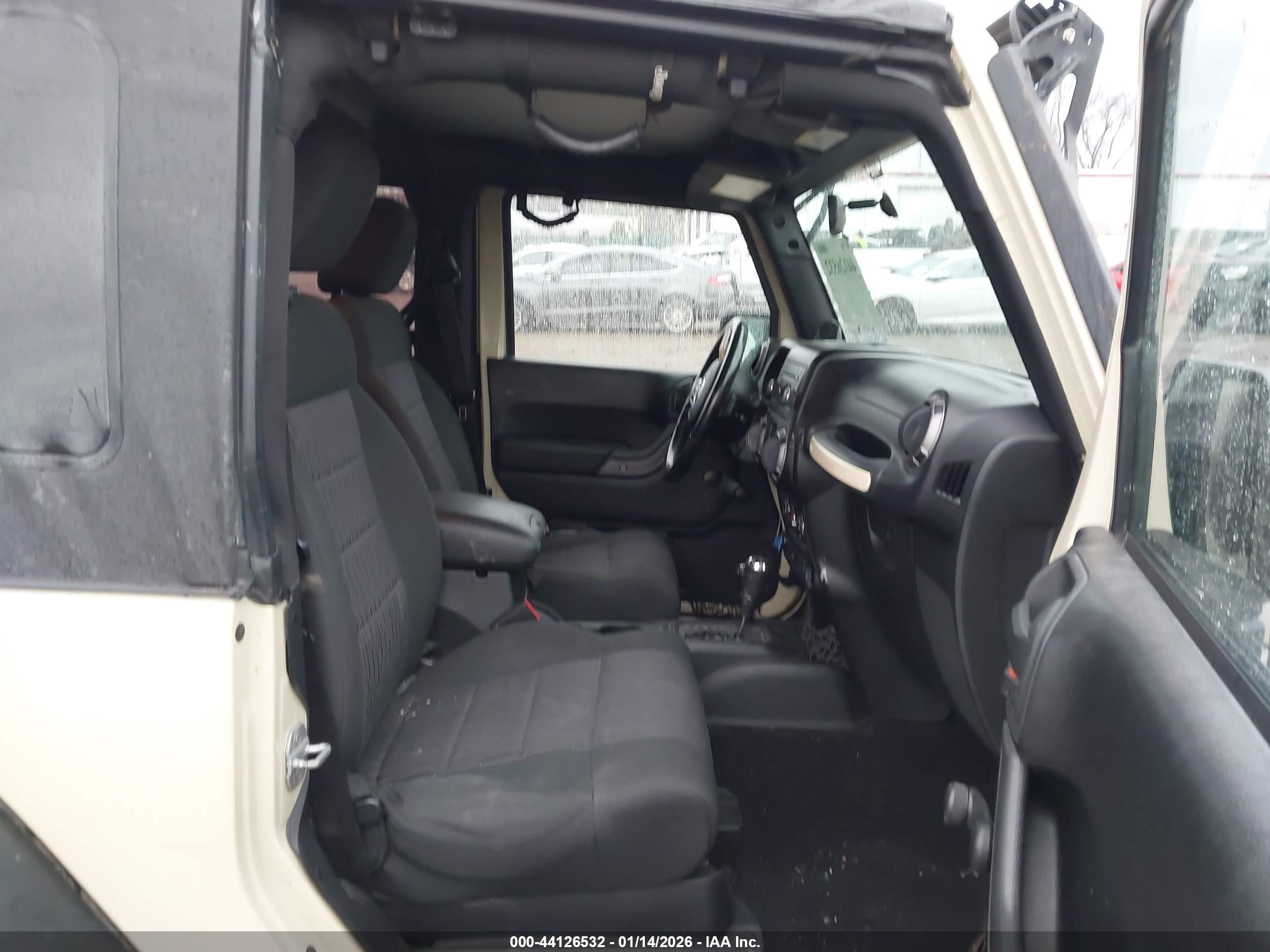 JEEP WRANGLER image 5
