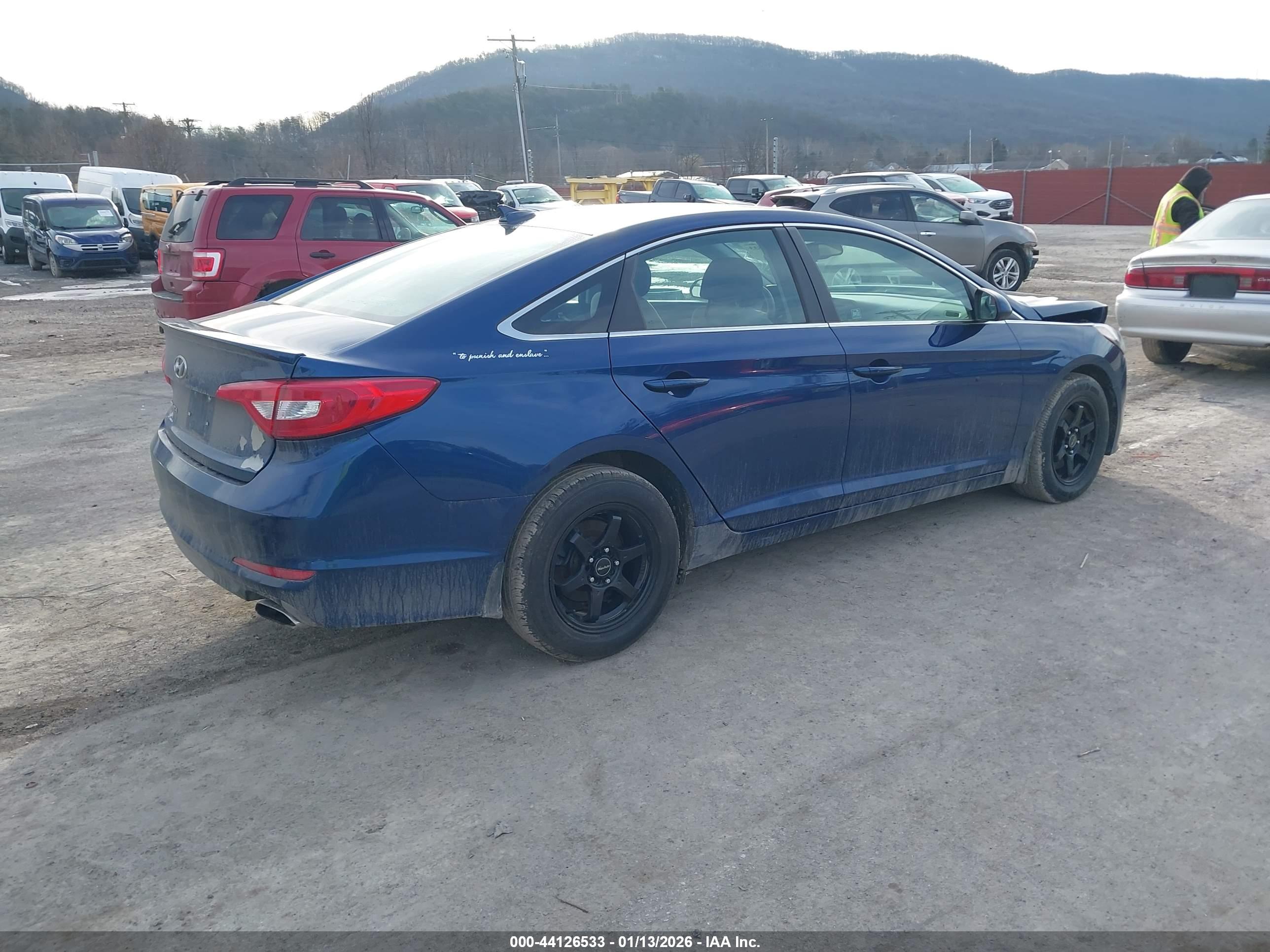 HYUNDAI SONATA image 4