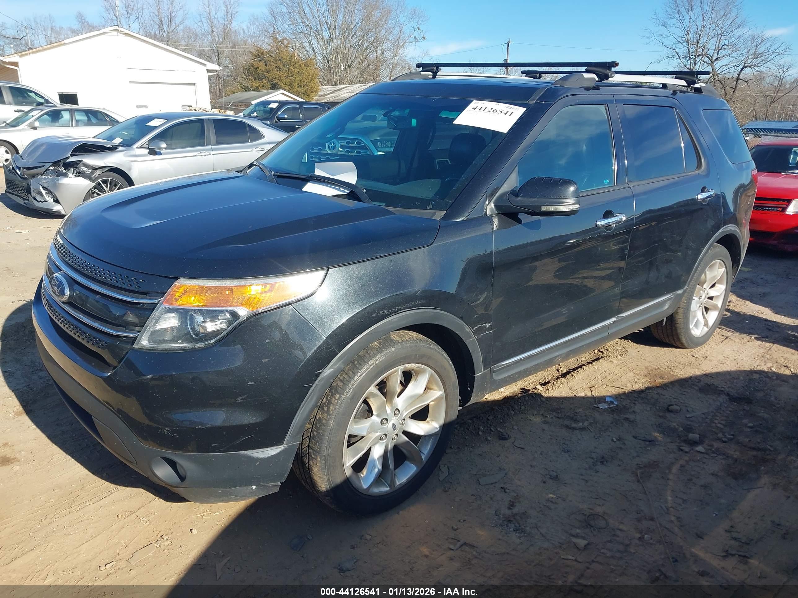 FORD EXPLORER image 2